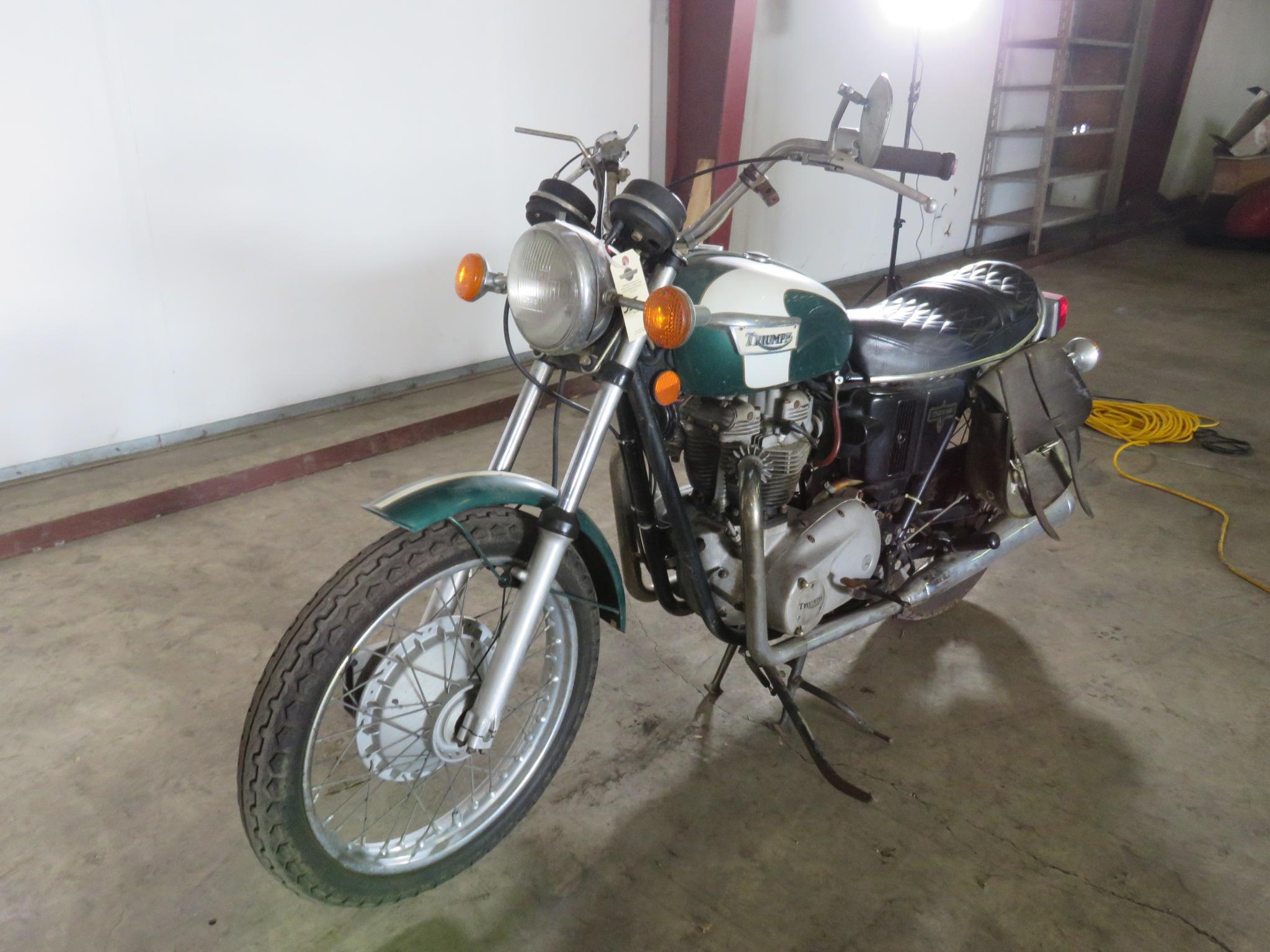 1972 Triumph Tiger TR6 Motorcycle