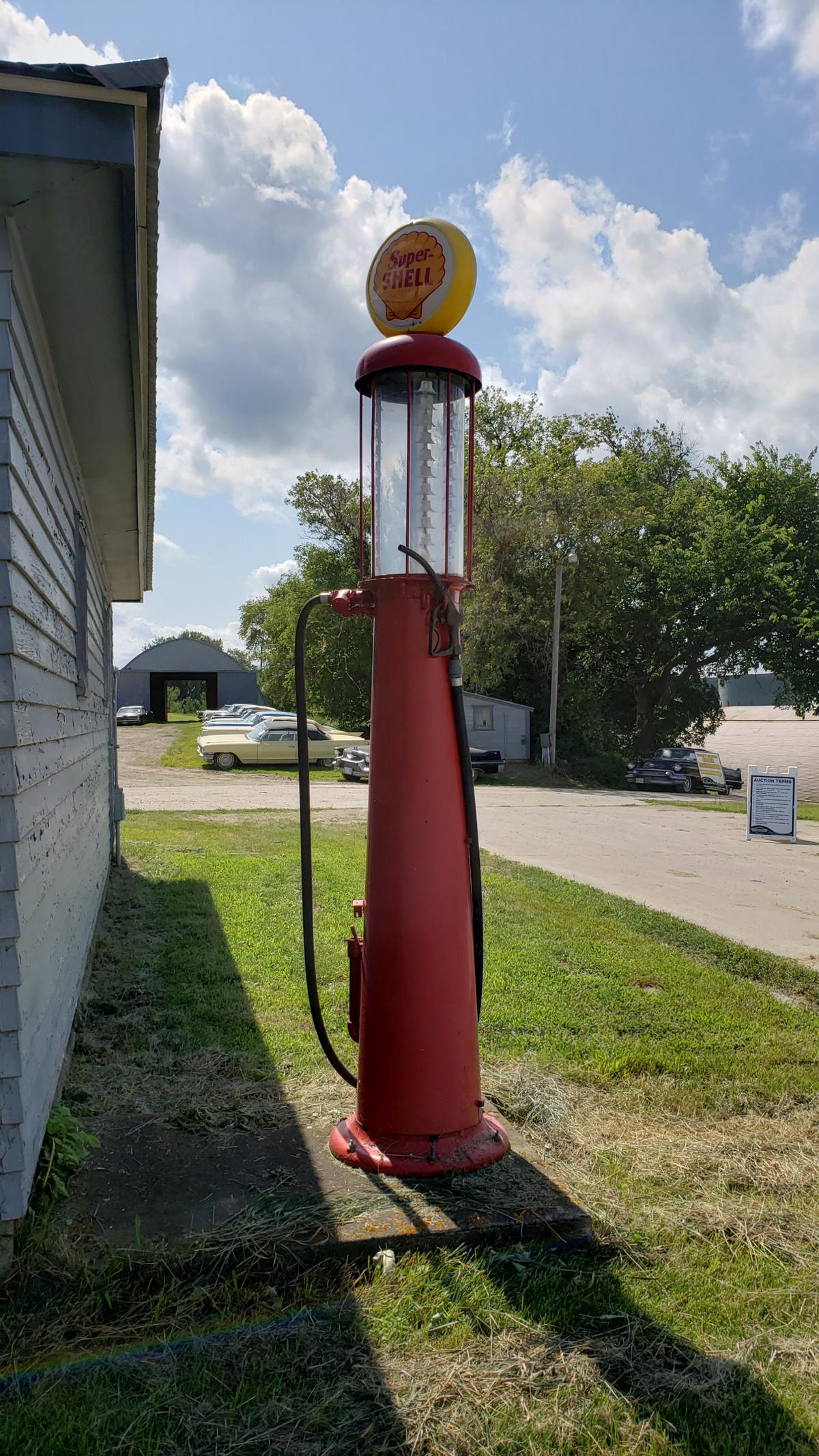 Wayne Upright Visible Gas Pump with reproduction Shell Globe