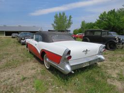 1957 Buick Special Convertible D1110085