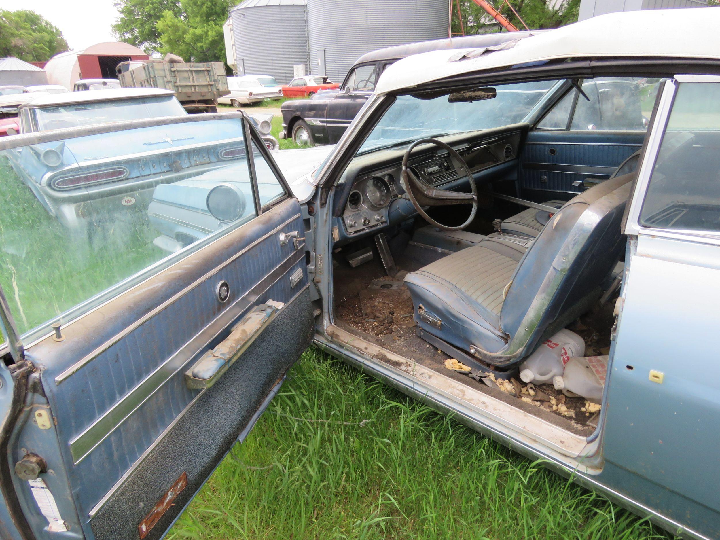 1963 Buick Wildcat Convertible 6J8005310