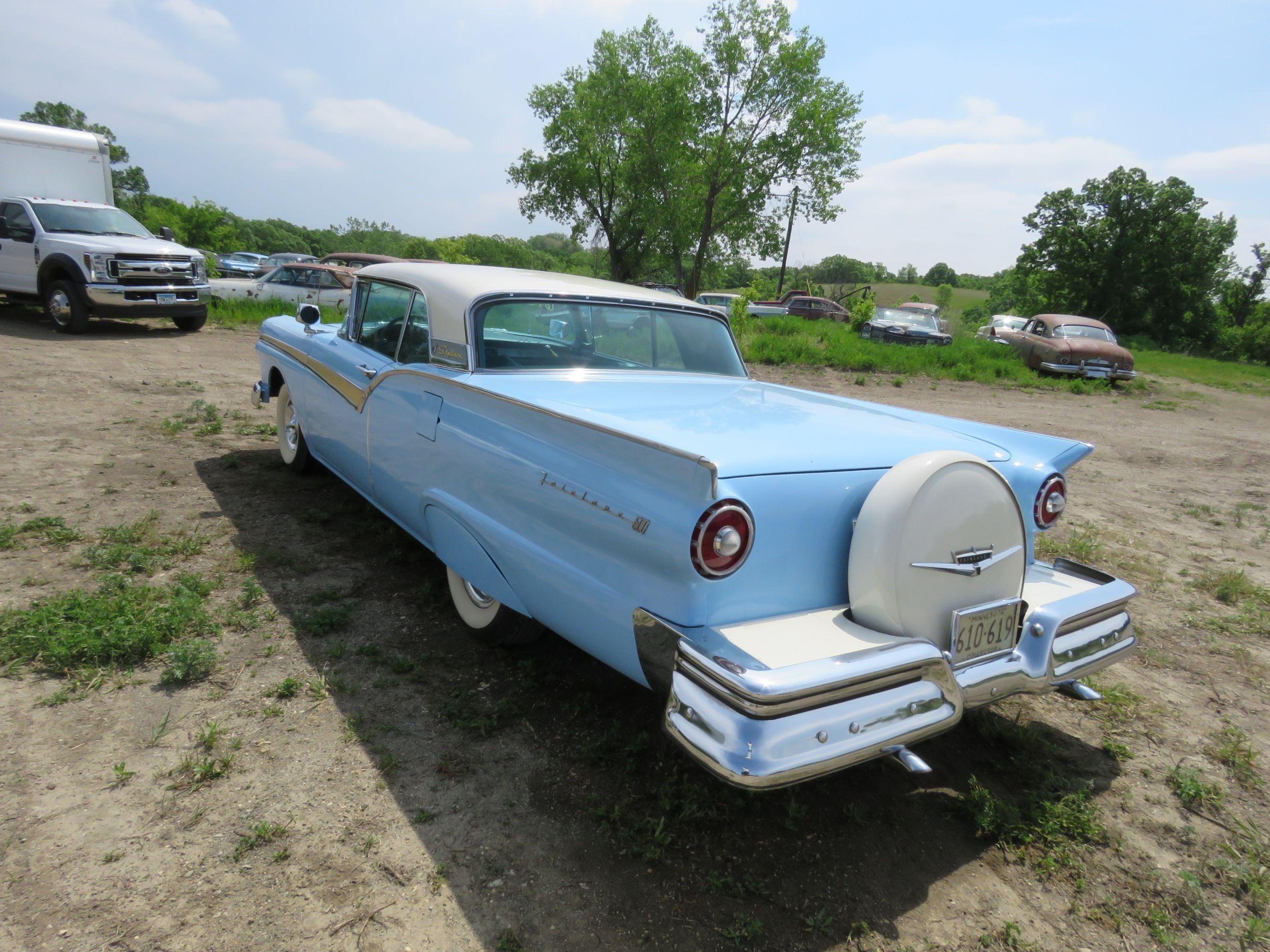 1957 Ford Fairlane Sky liner Retractable Hardtop D7FW308466