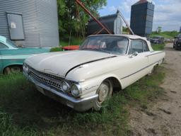 1961 Ford Sunliner Convertible 1G55W143311