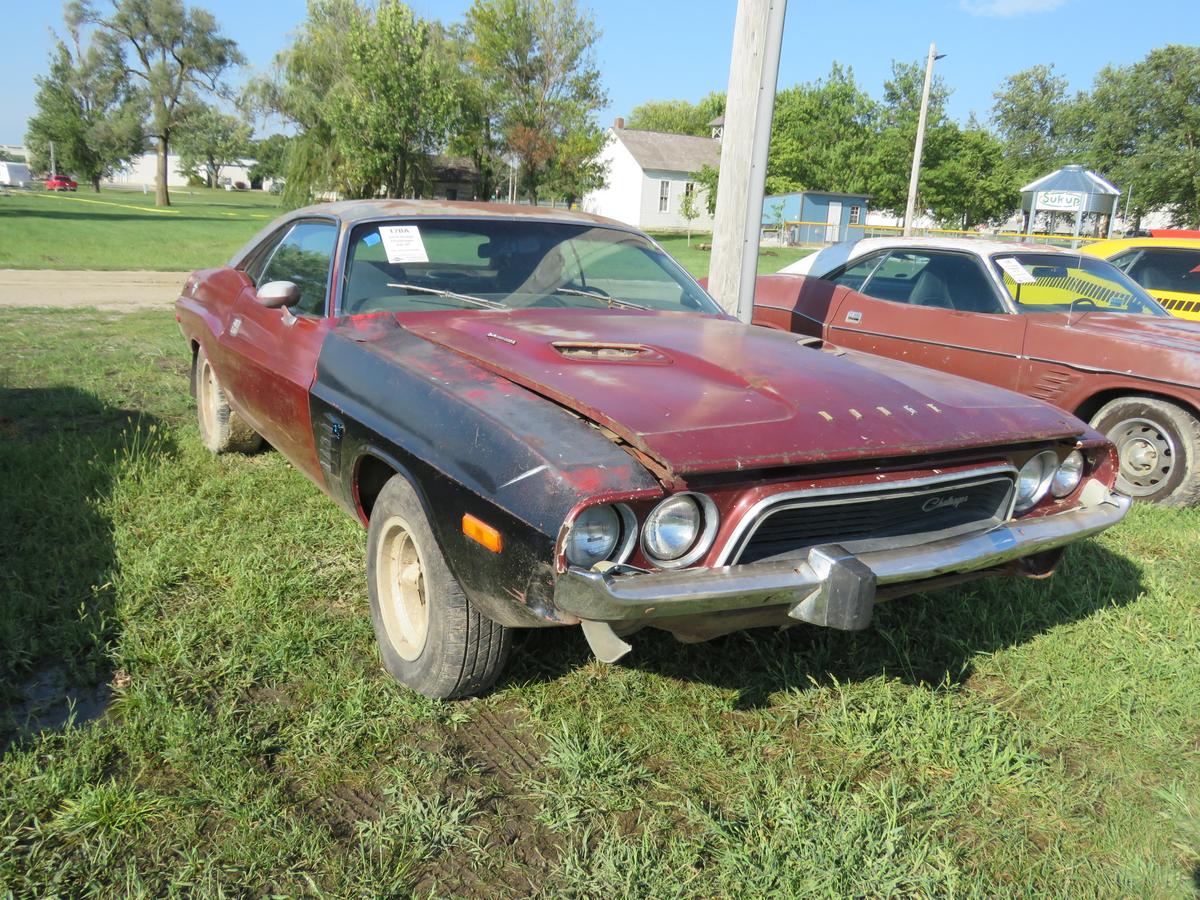 1974 Dodge Challenger 2dr HT