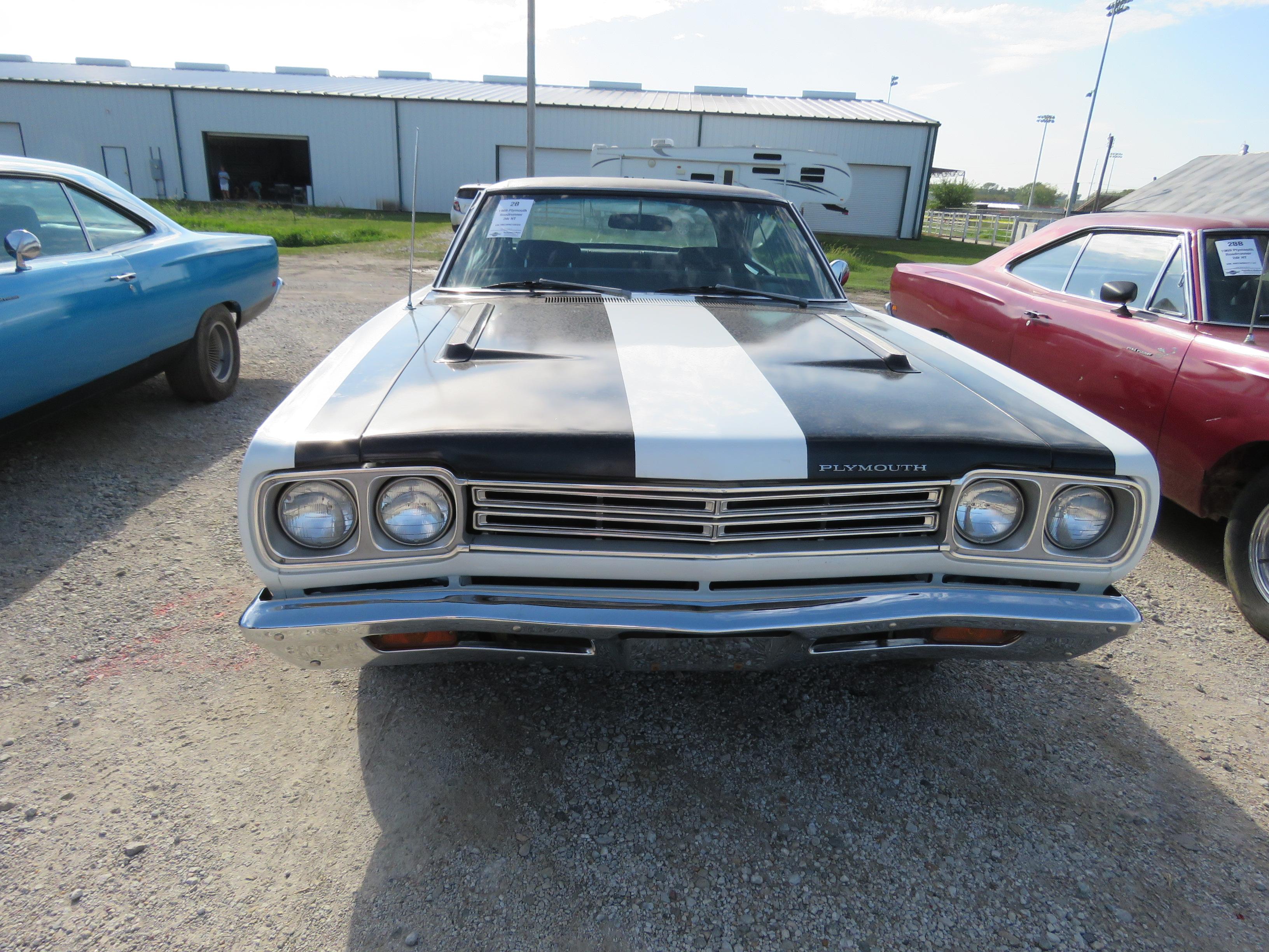 1969 Plymouth Roadrunner 2dr HT