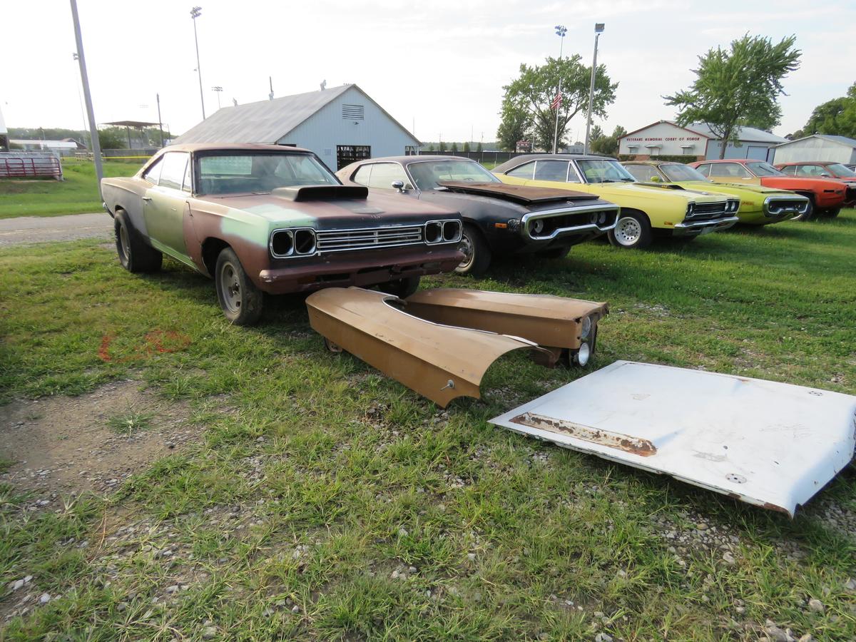 1969 Plymouth Roadrunner  2dr HT