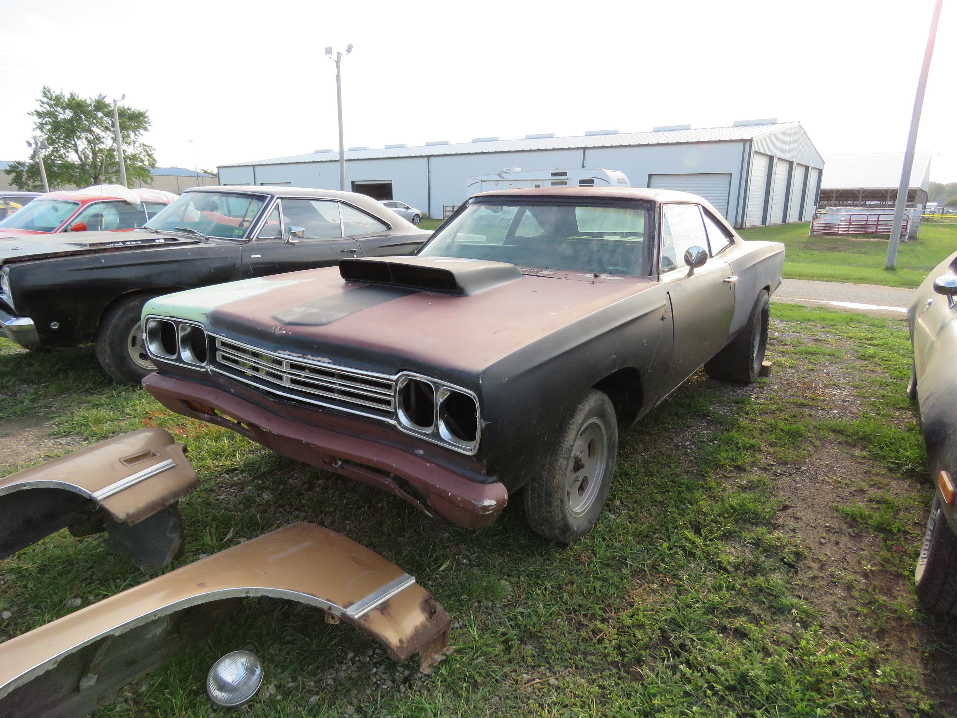 1969 Plymouth Roadrunner  2dr HT