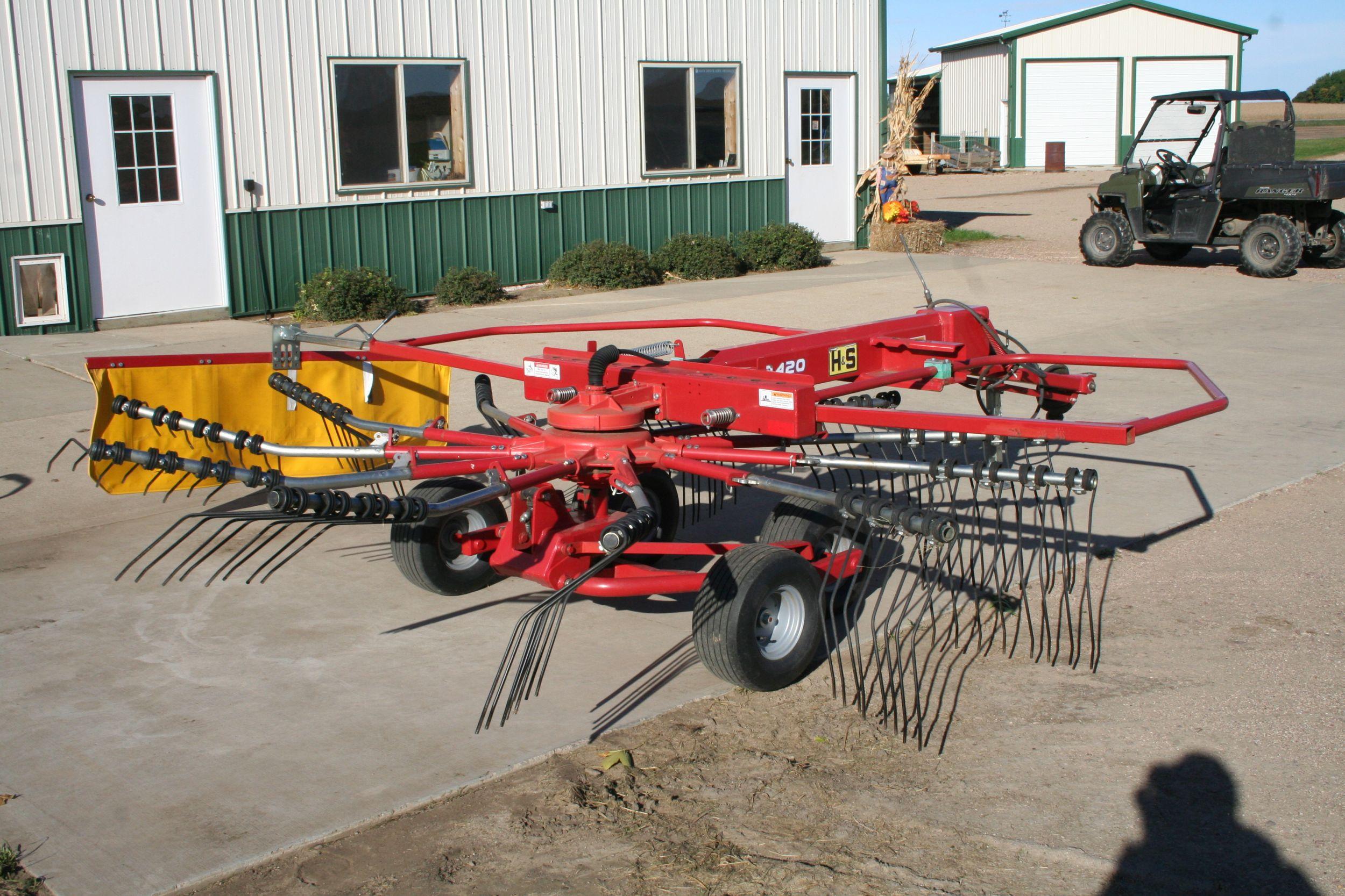 H&S RR420 Rotory Hay Rake