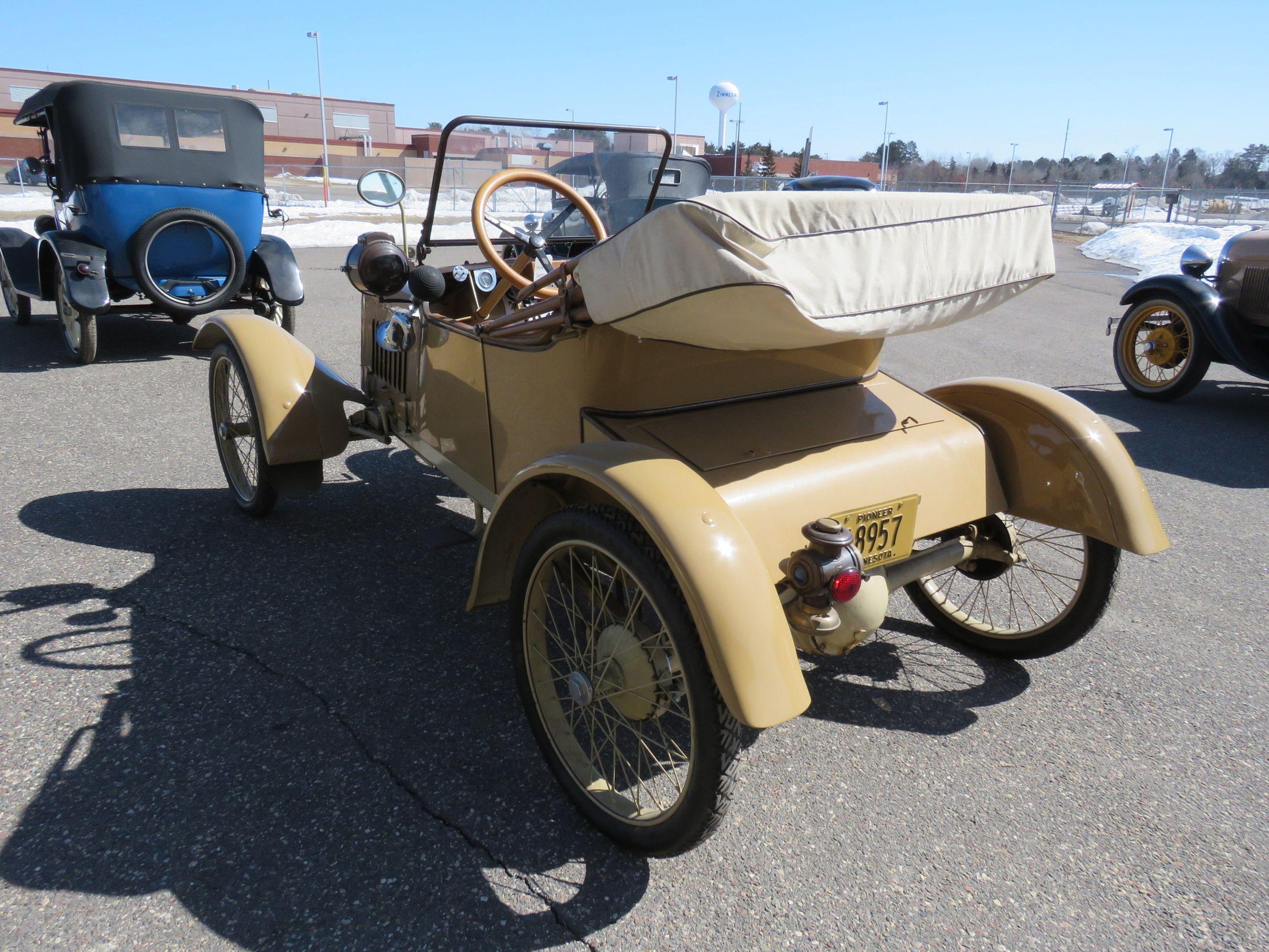 1914 Saxon Roadster