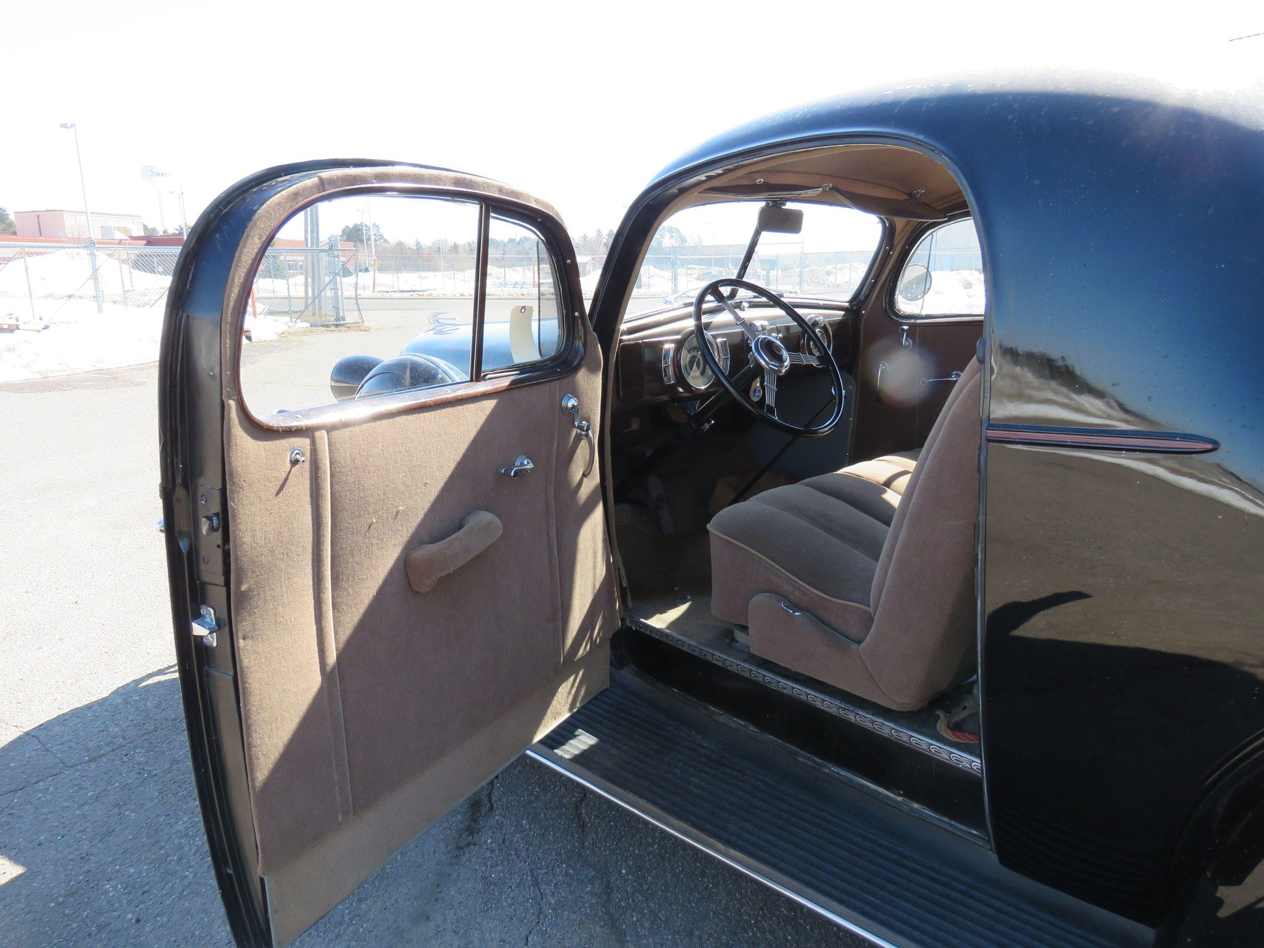 1936 Oldsmobile 3 Window Coupe