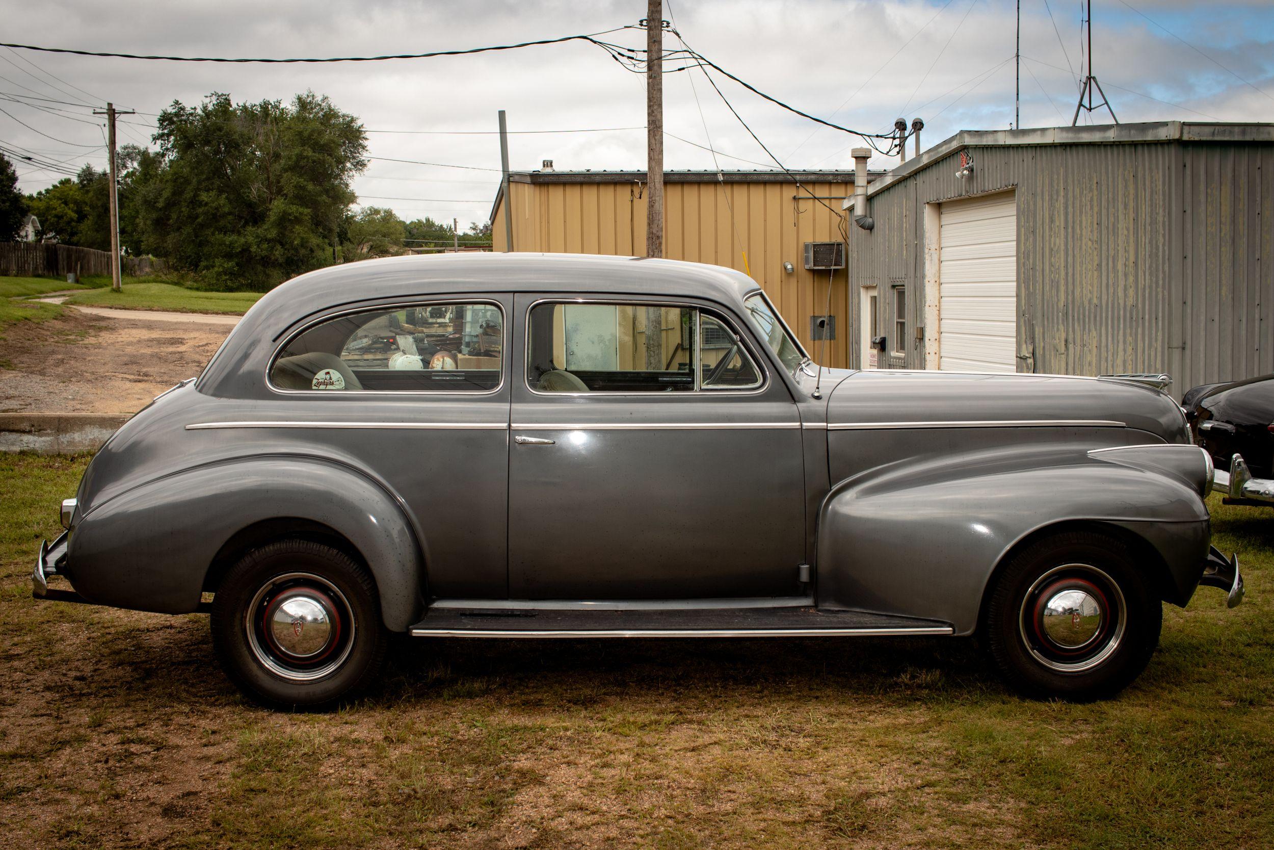 1940 Oldsmobile 2dr