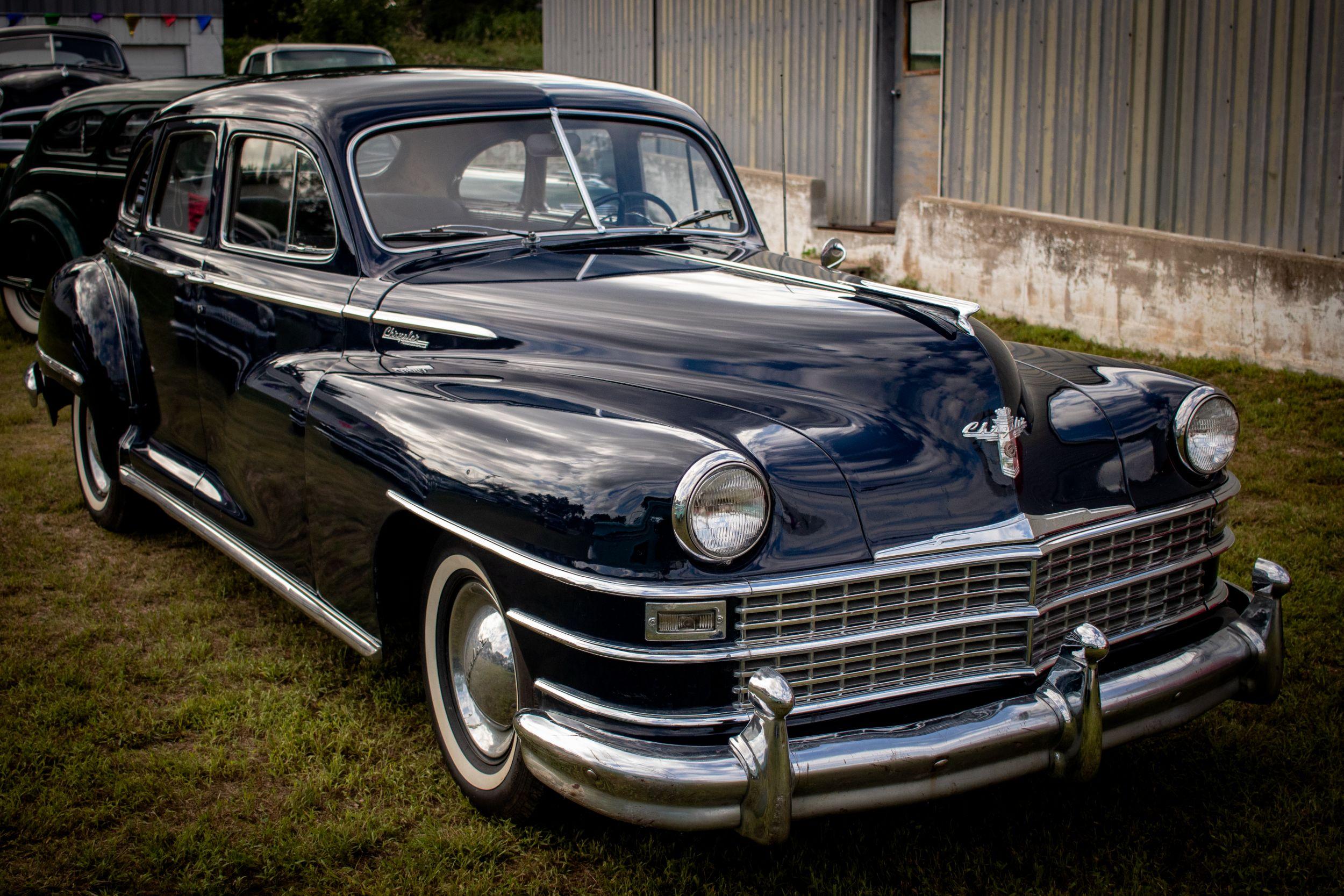 1948 Chrysler Windsor 4dr Sedan