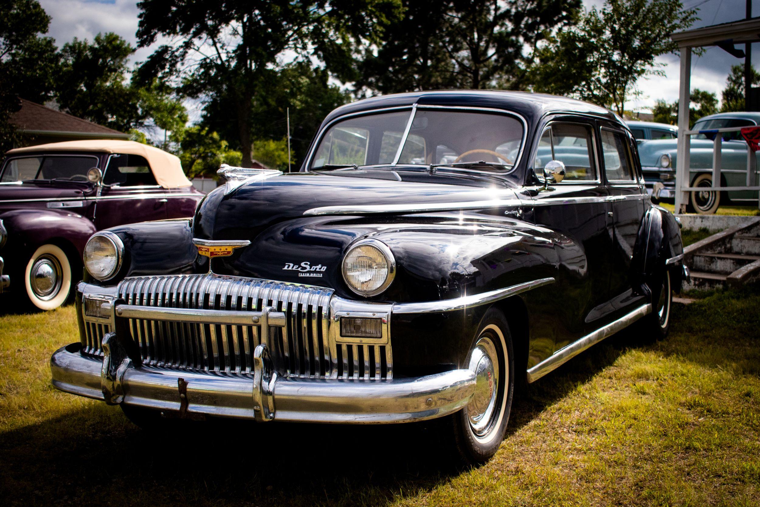 1948 DeSoto Custom 4dr Sedan