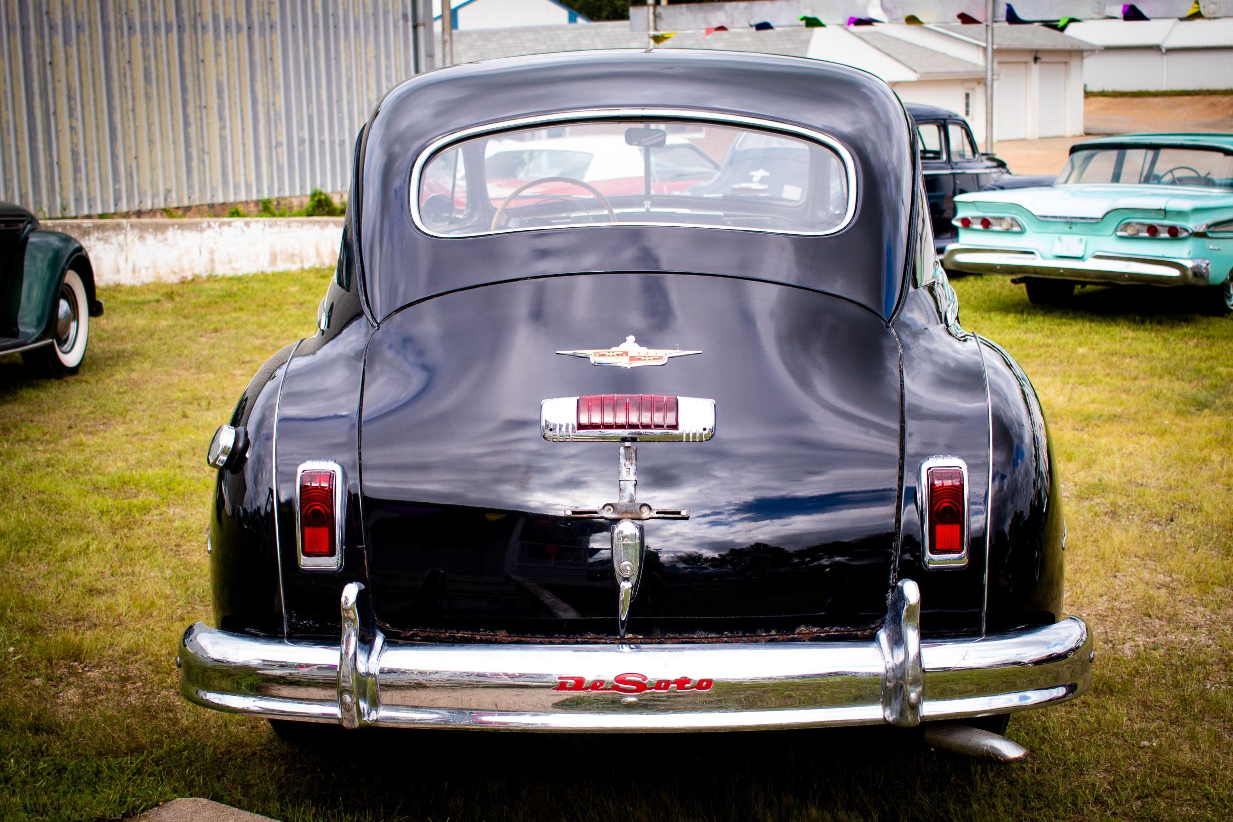 1948 DeSoto Custom 4dr Sedan