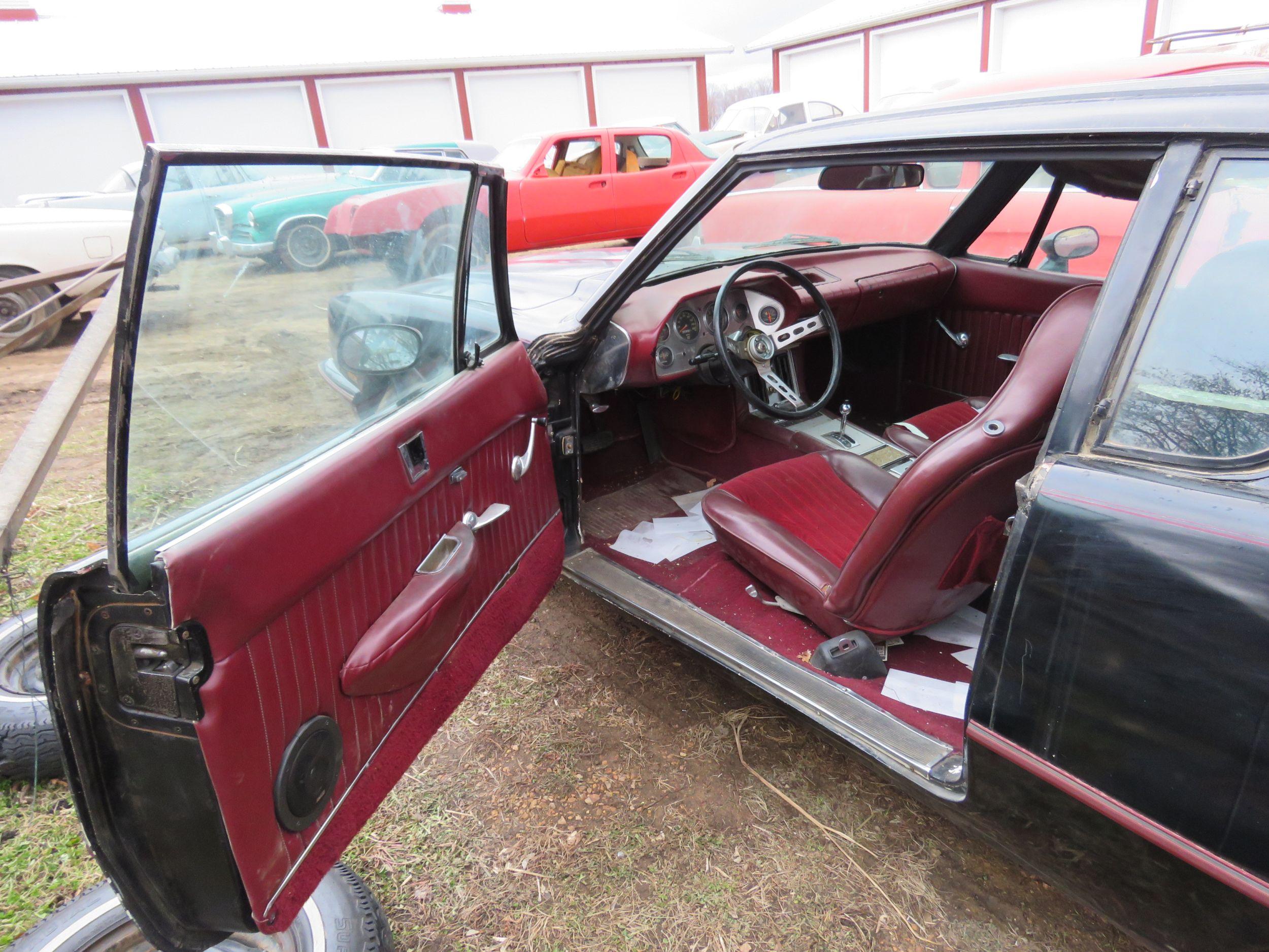 1965 Studebaker Avanti Coupe