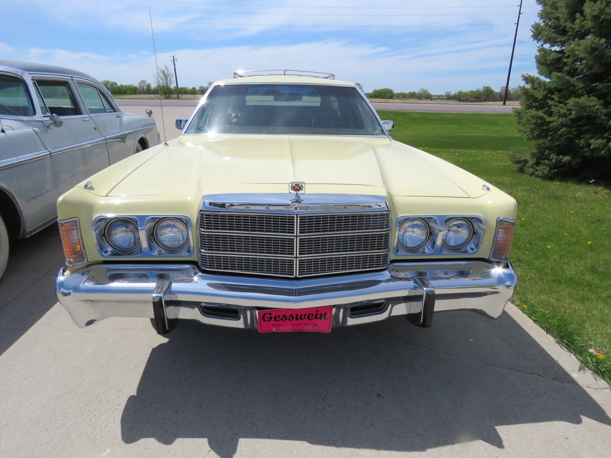 1977 Chrysler Town & Country Wagon