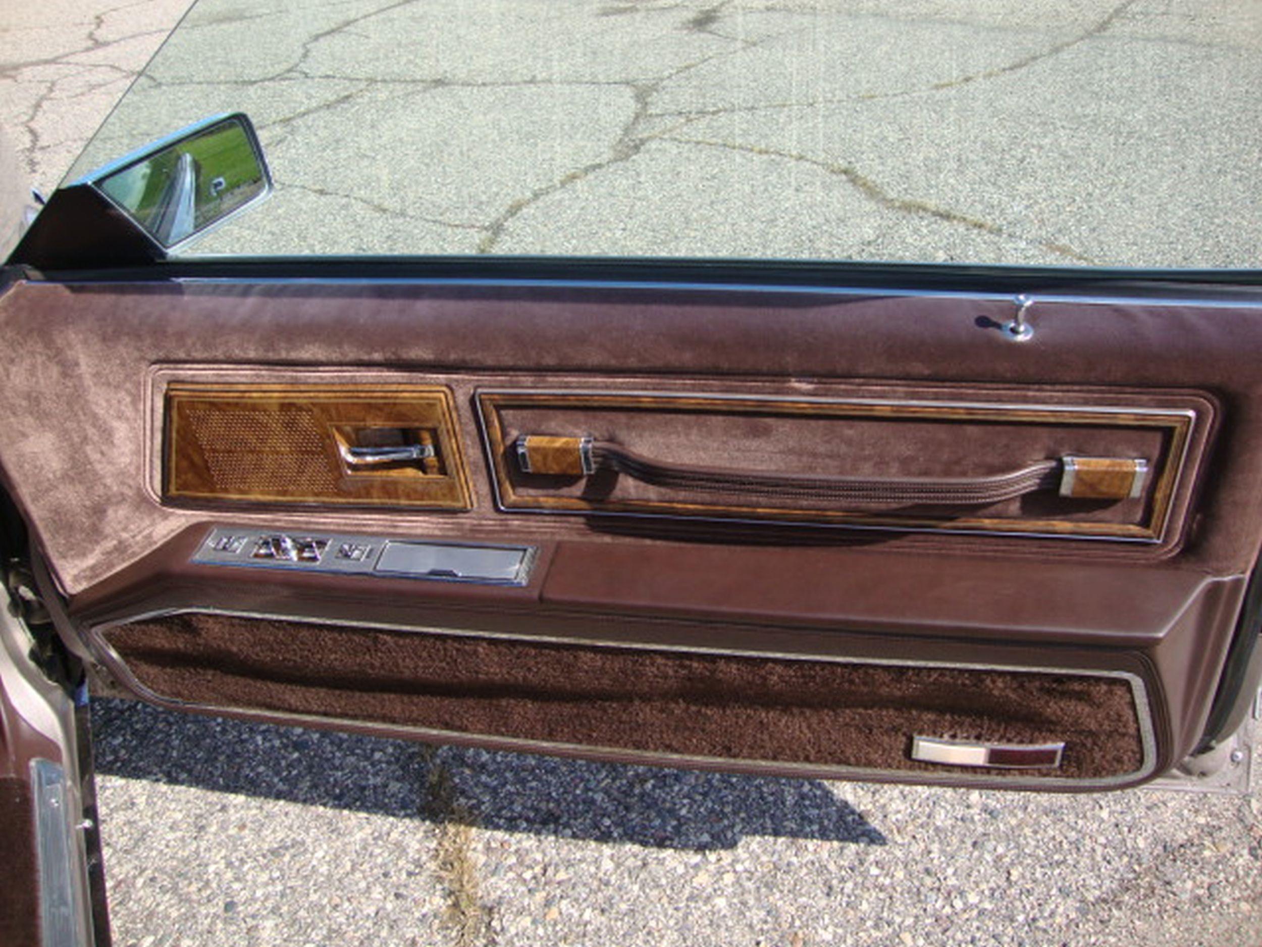 1983 Buick Riviera Coupe