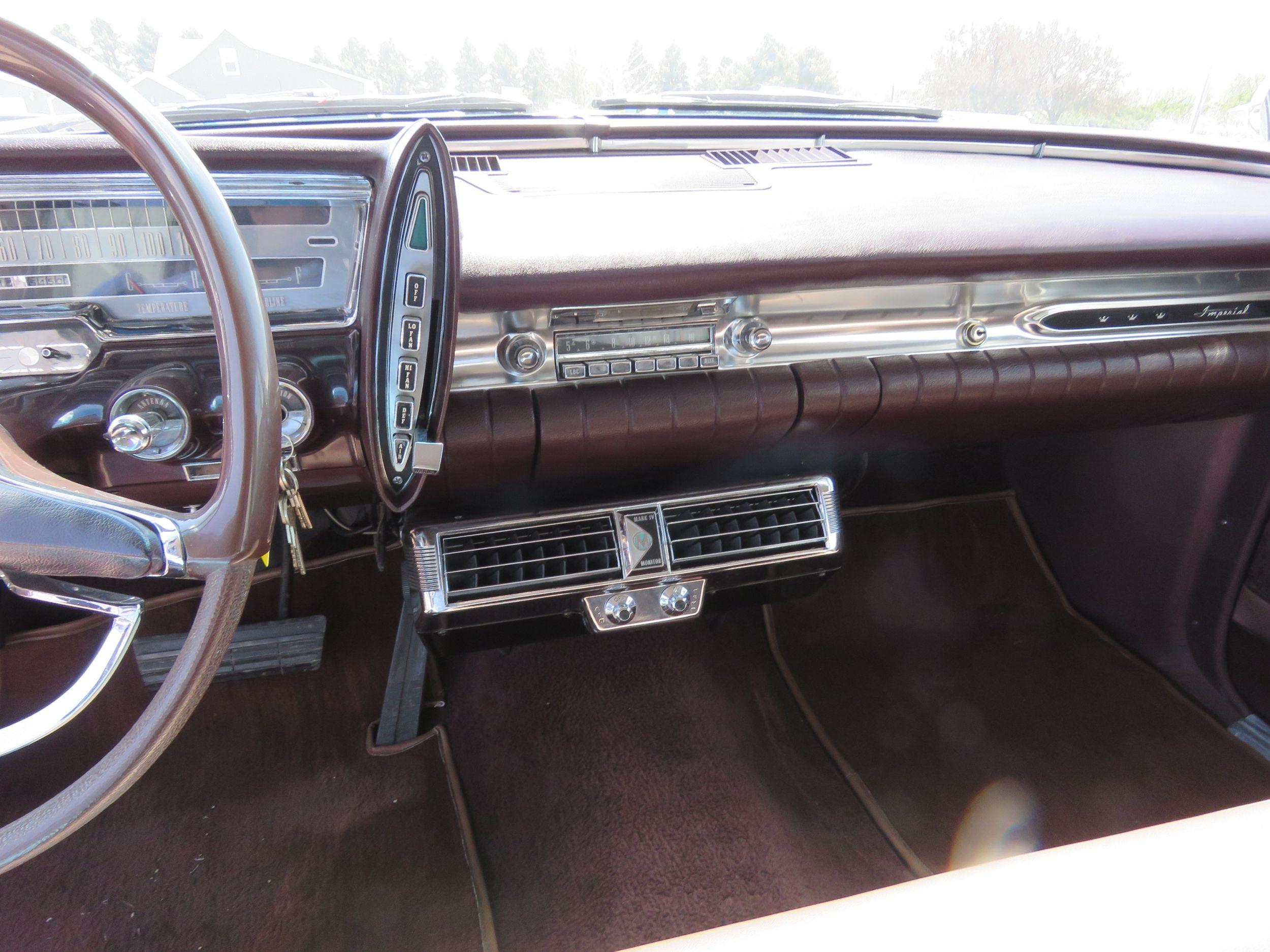 1962 Chrysler Imperial 4dr HT