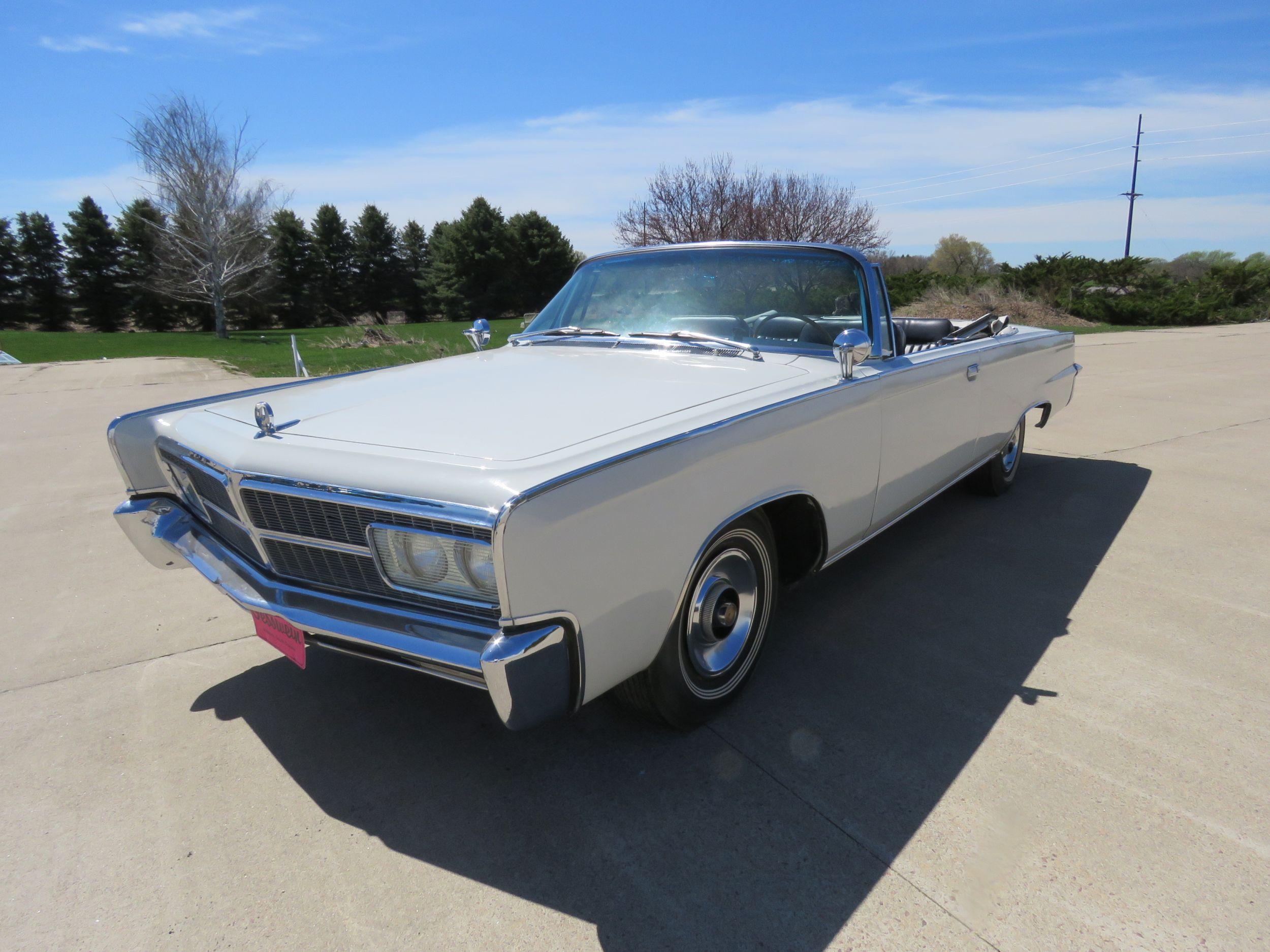 1965 Chrysler Imperial Crown Convertible