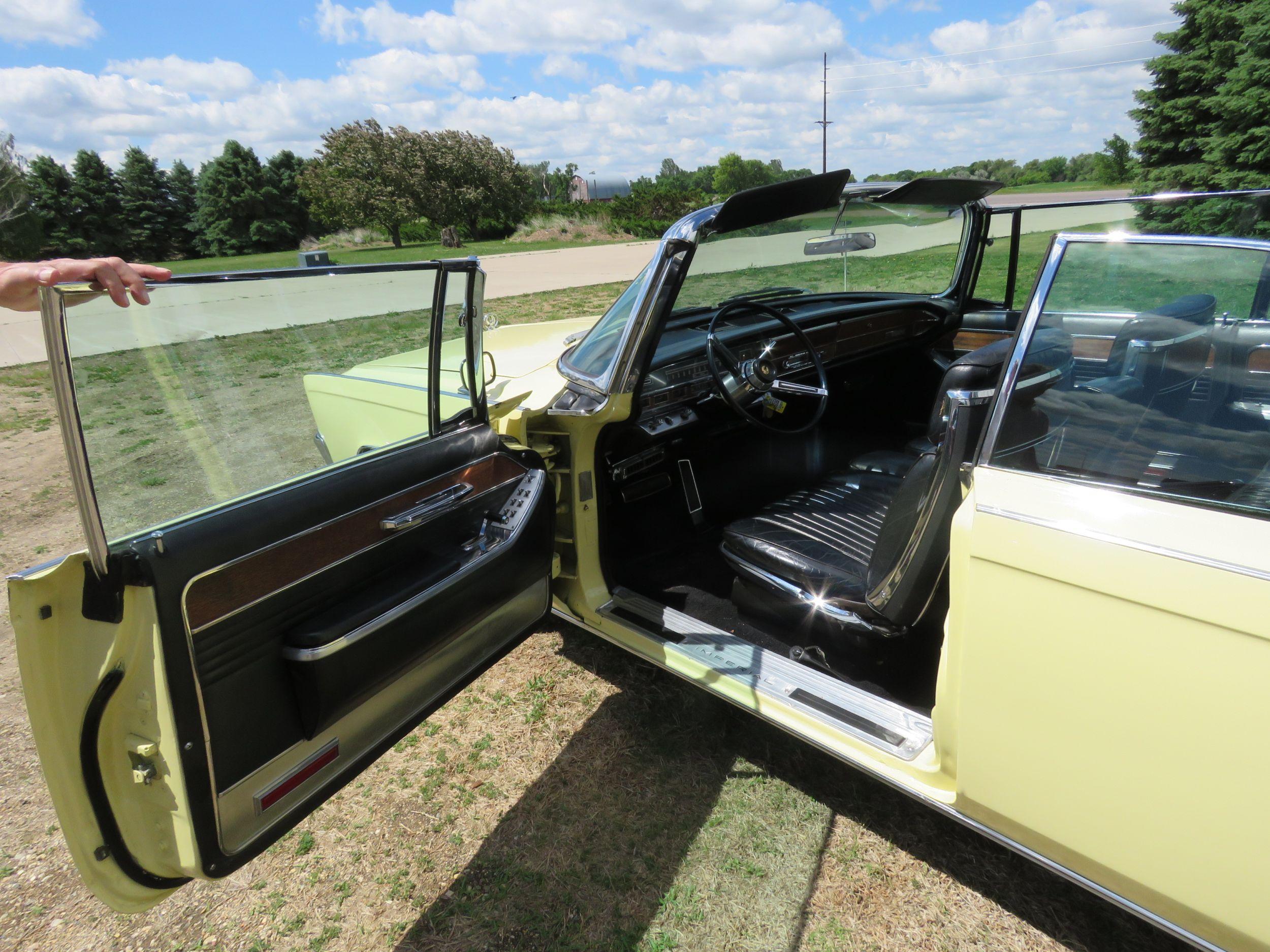 1966 Chrysler Imperial Crown Convertible