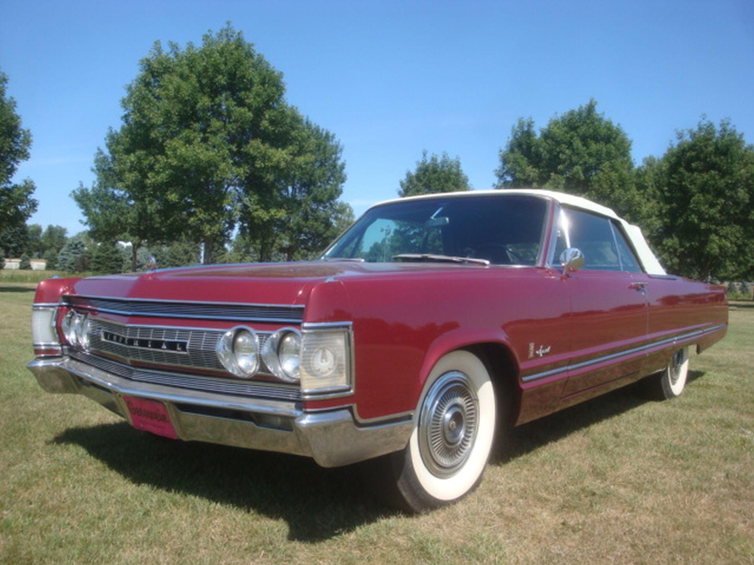1967 Chrysler Imperial Convertible