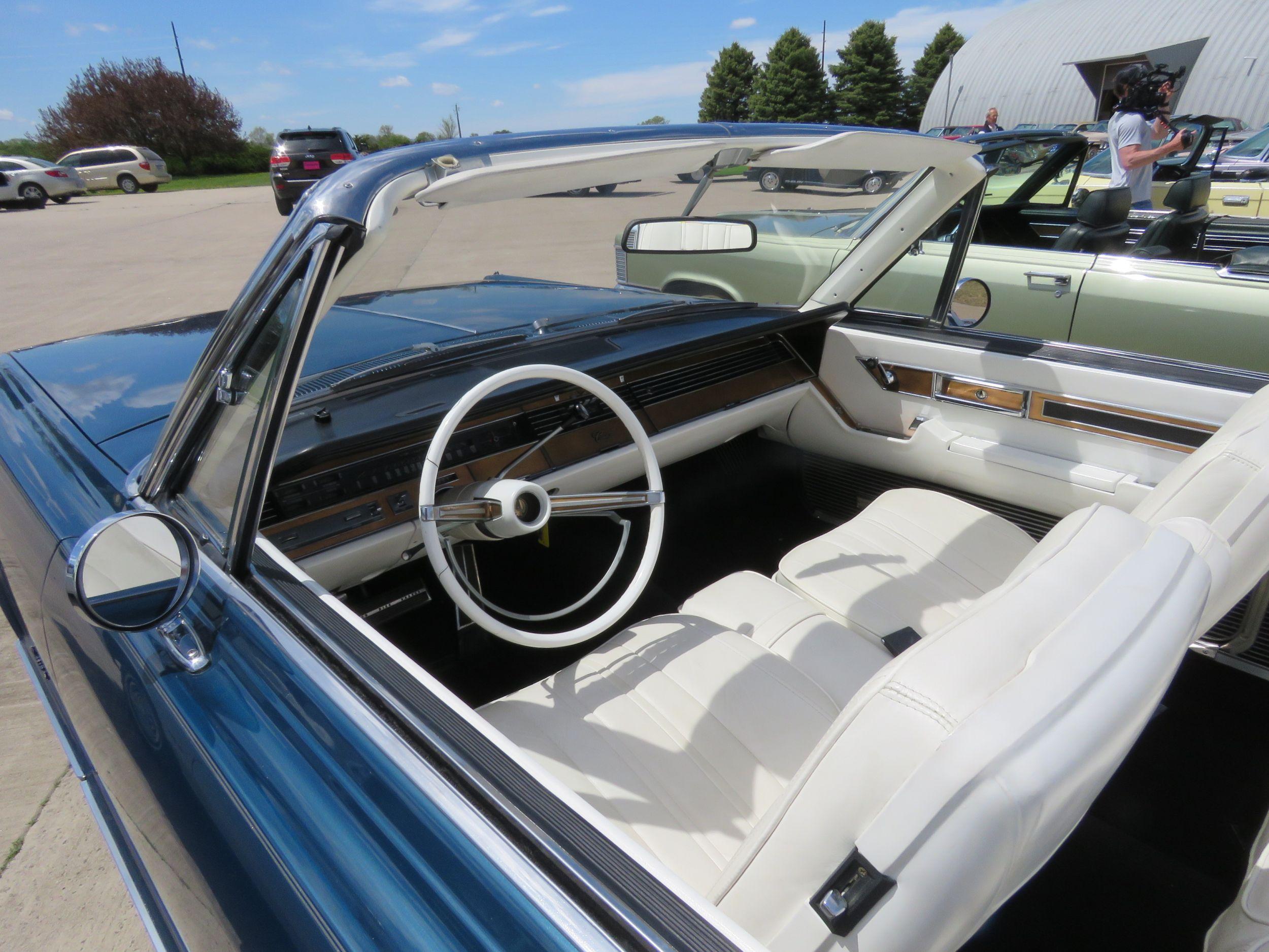 1968 Chrysler Imperial Crown Convertible