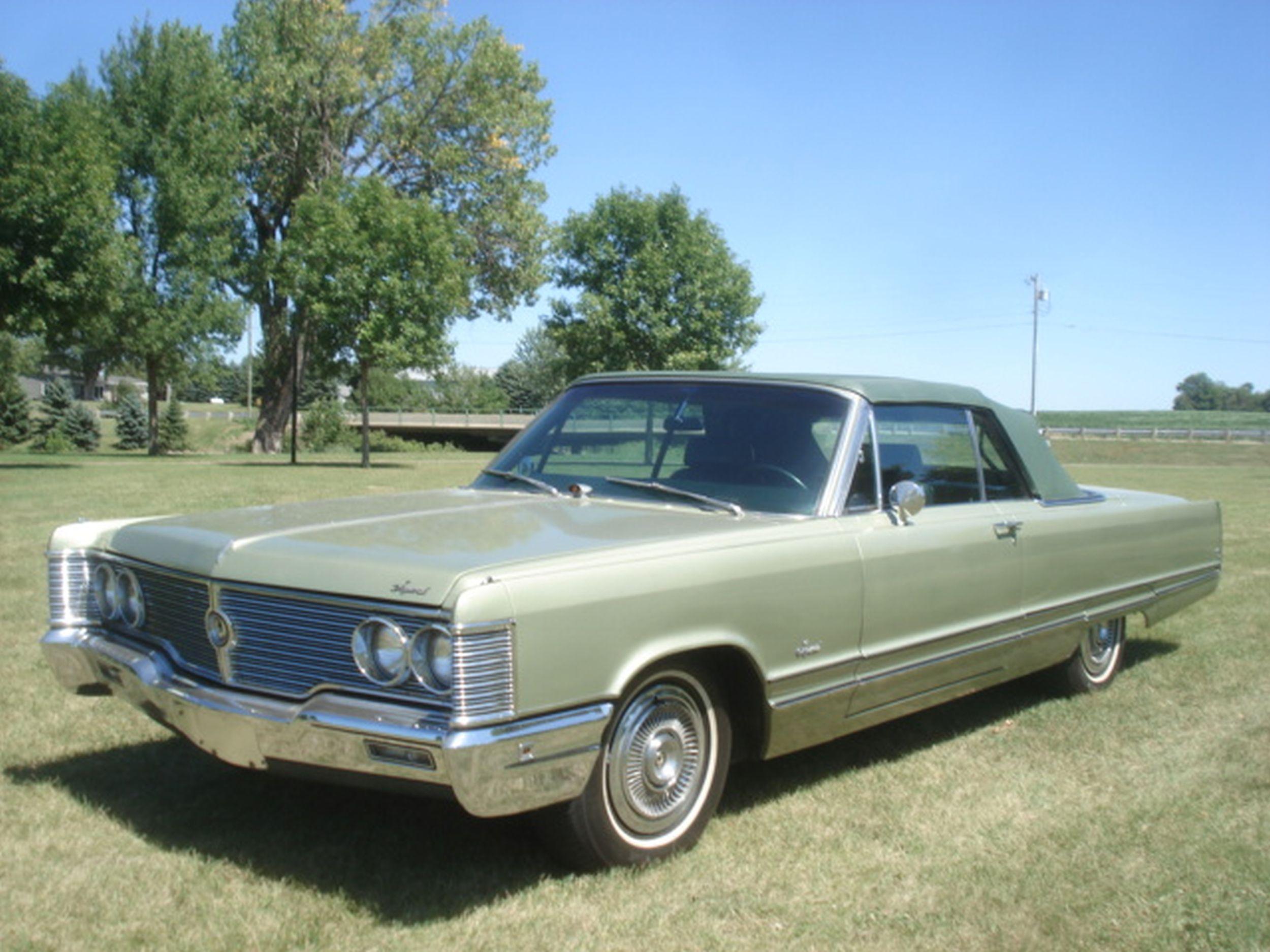 1968 Chrysler Imperial Crown Convertible