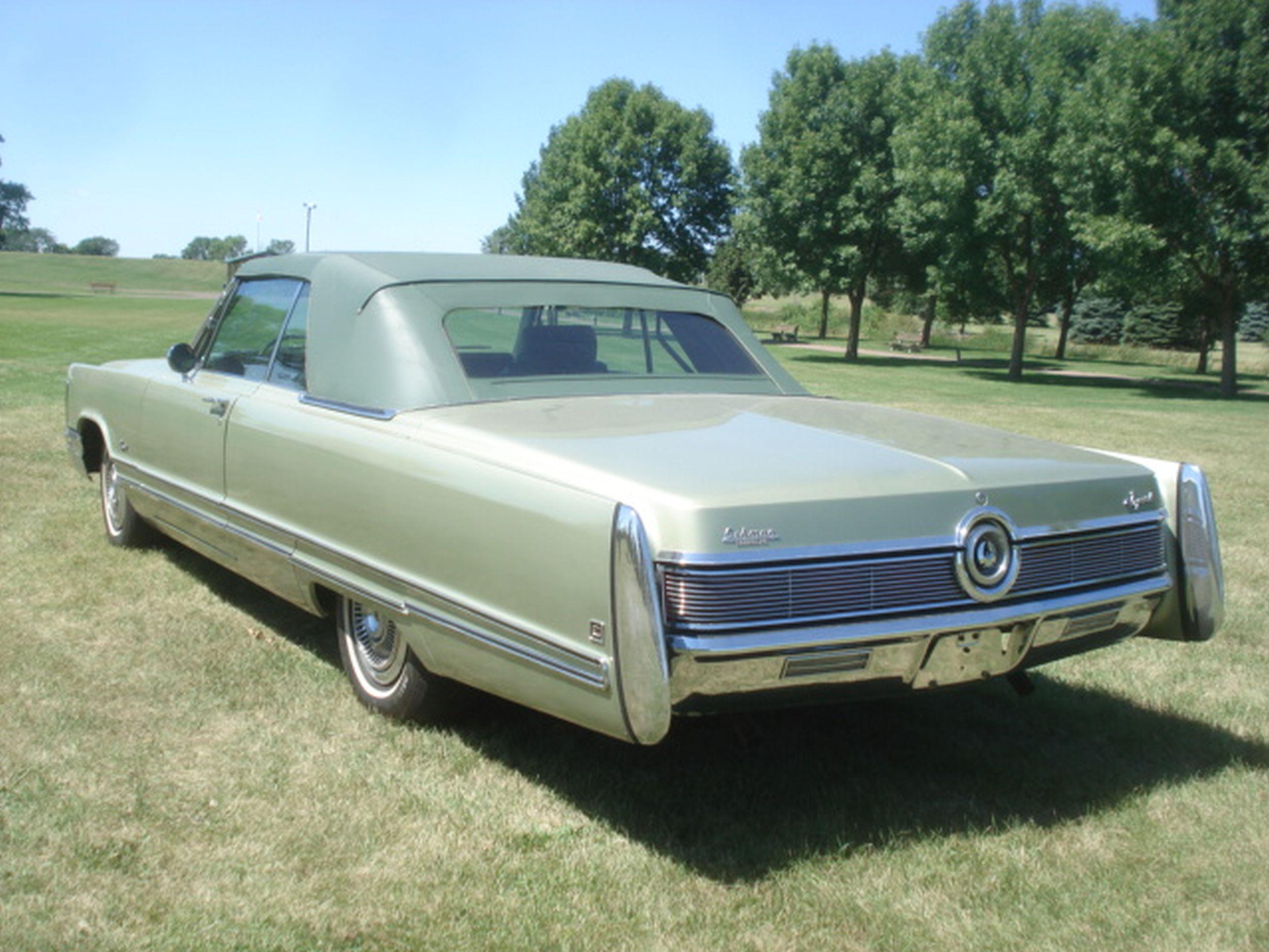 1968 Chrysler Imperial Crown Convertible