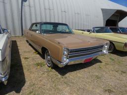 RARE 1968 Plymouth Fury VIP 4dr HT