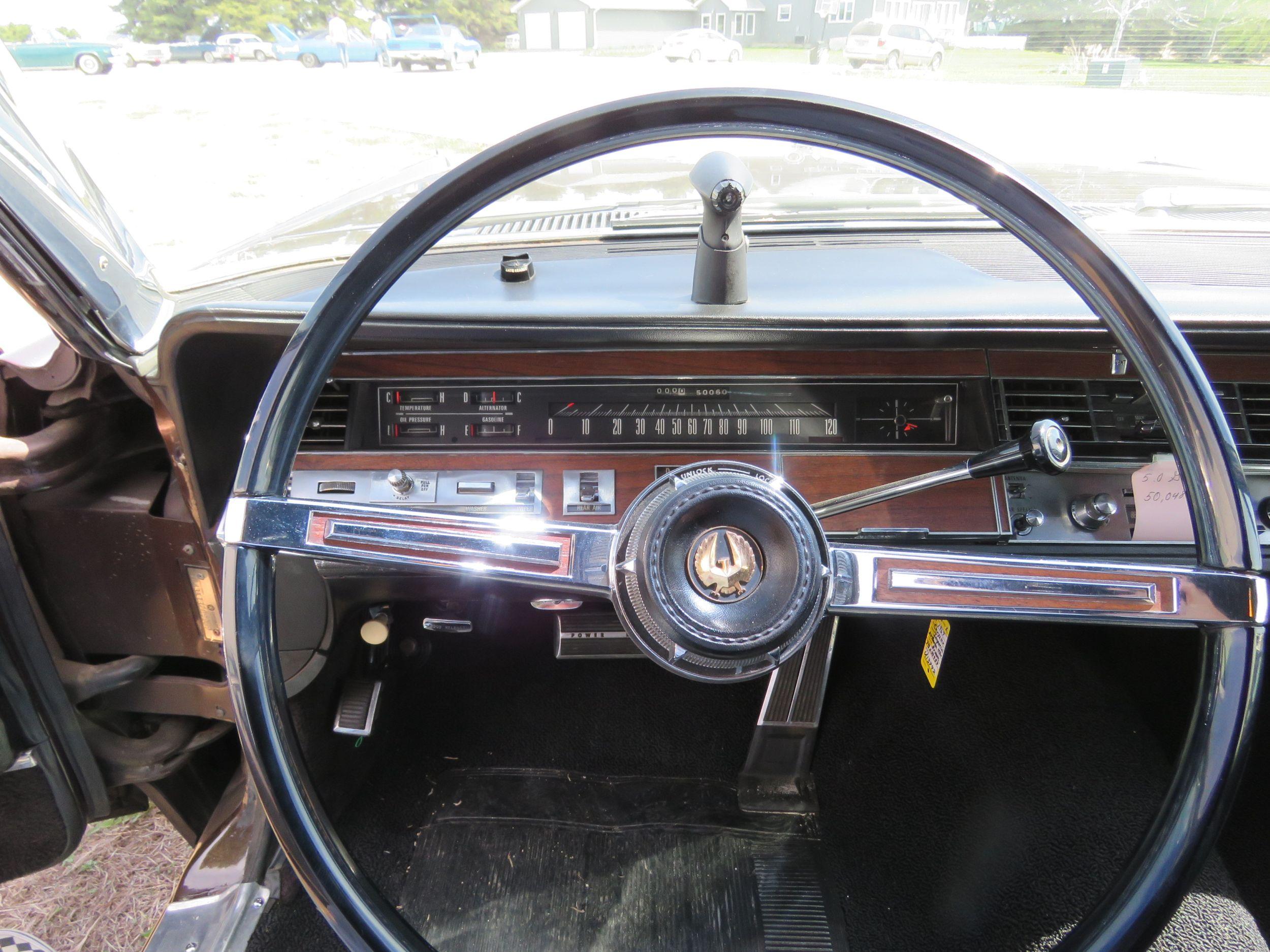 1967 Chrysler Imperial LeBAron 4dr HT