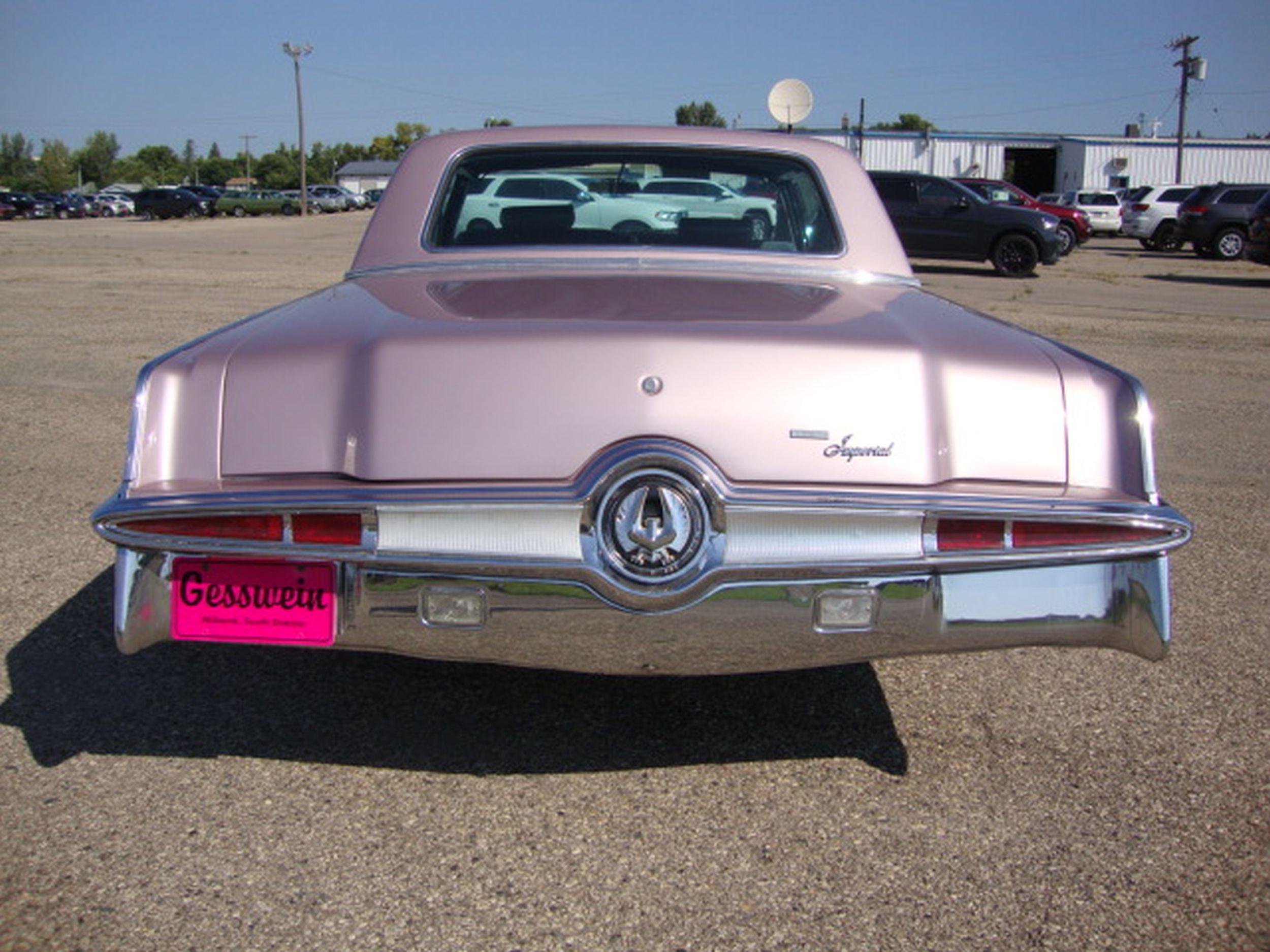 1966 Chrysler Imperial LeBaron 4dr HT