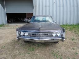 1967 Chrysler Imperial 4dr Sedan