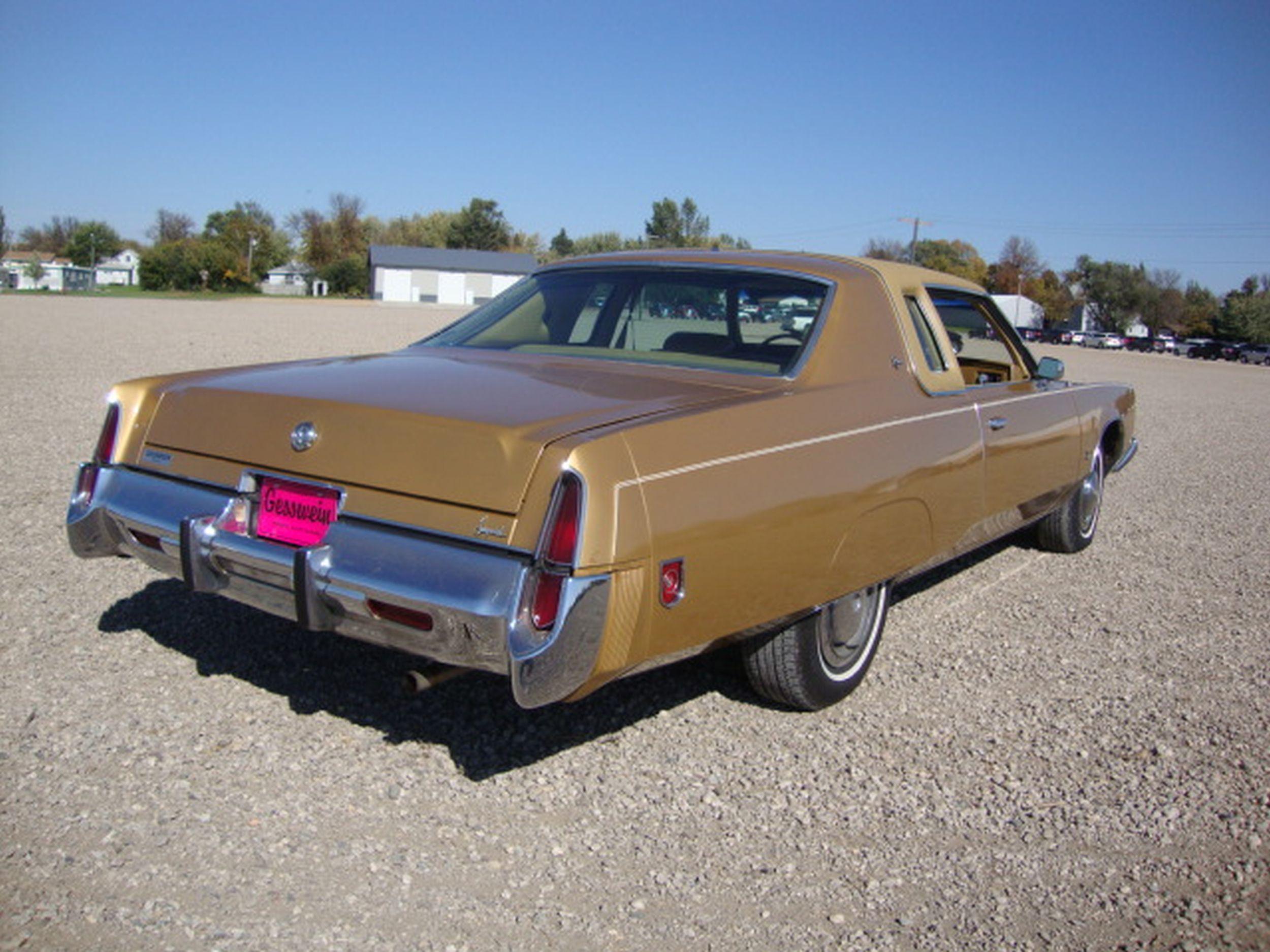 1975 Chrysler Imperial LeBaron 2dr