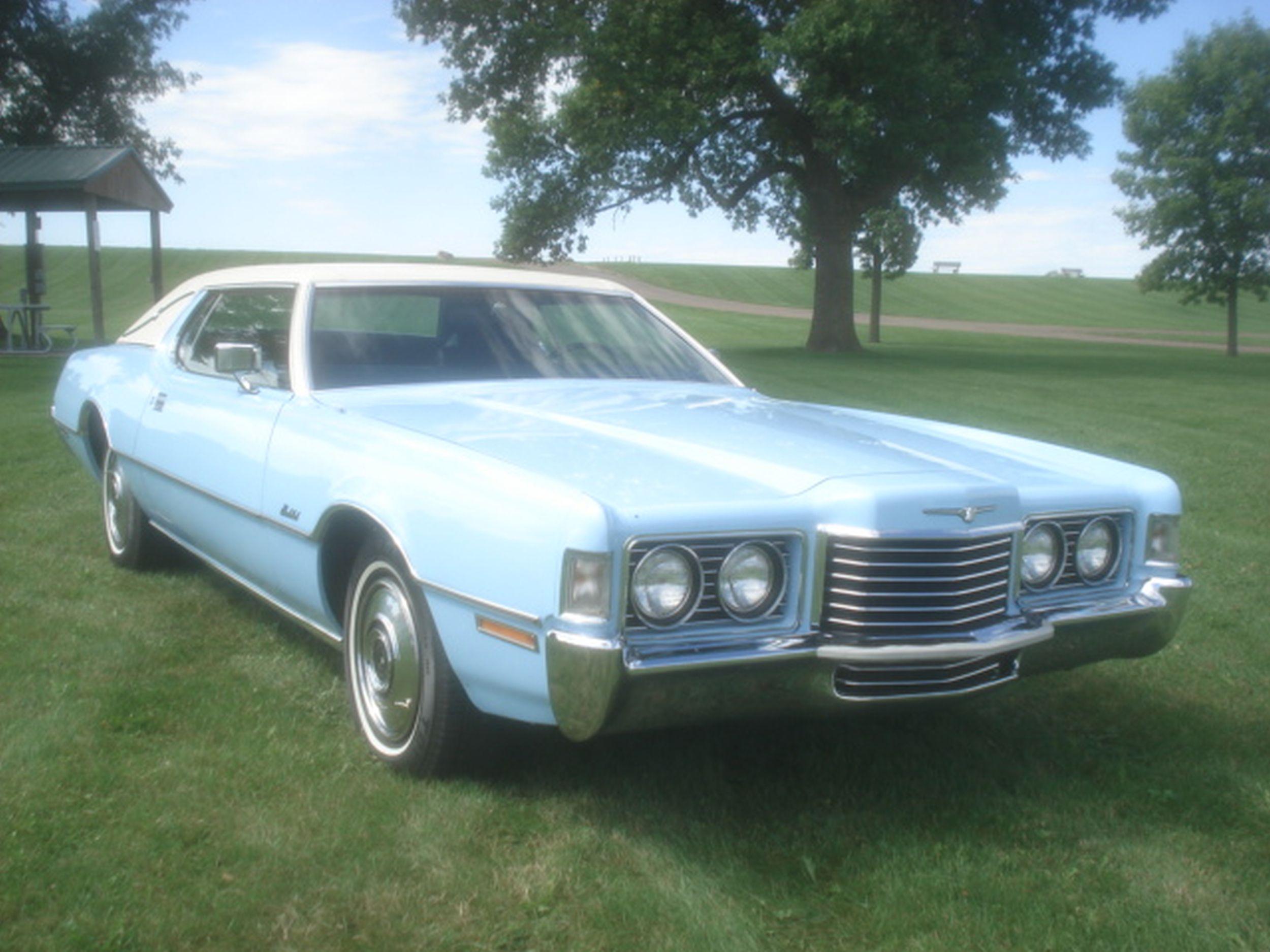 1972 Ford Thunderbird Landau Coupe