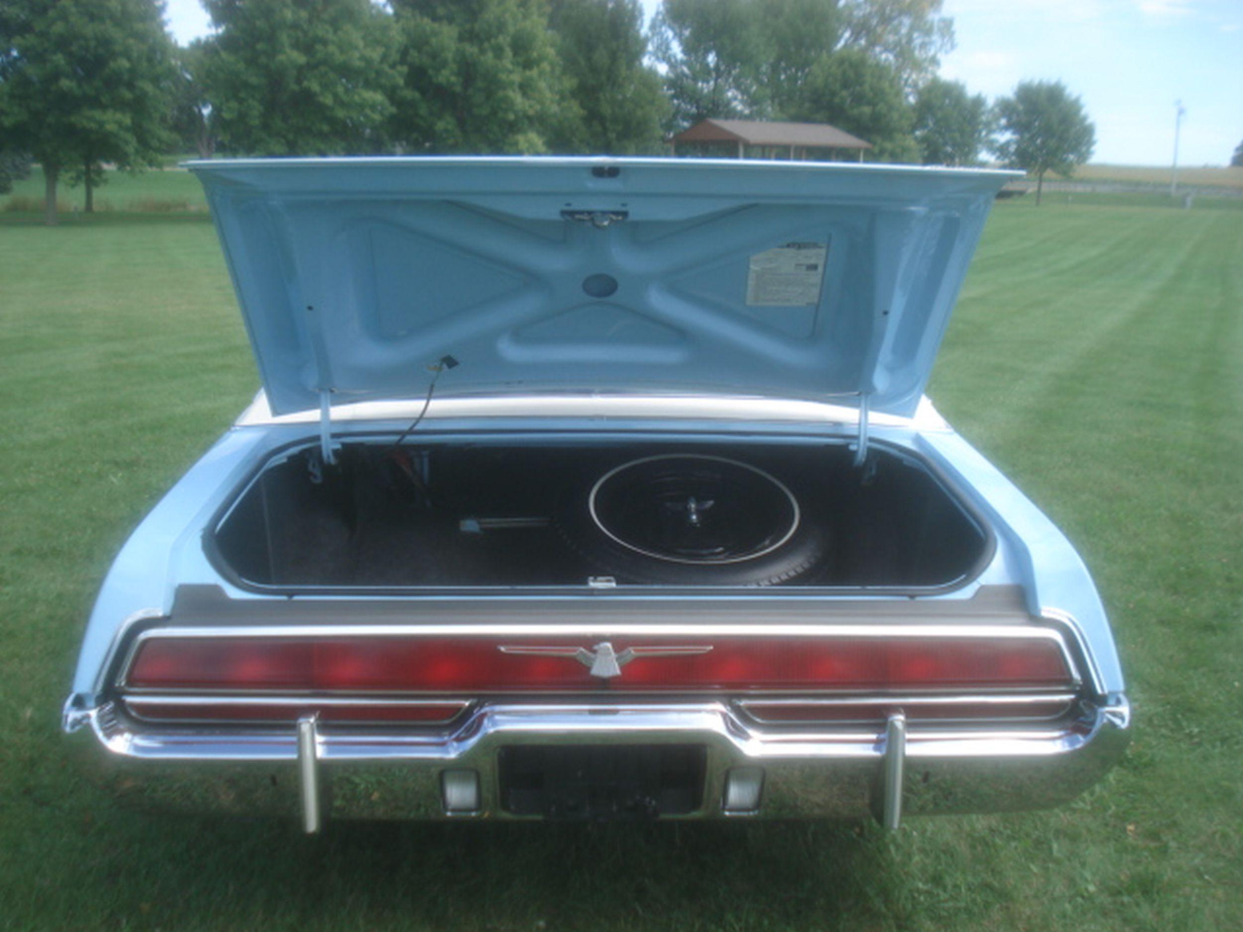 1972 Ford Thunderbird Landau Coupe