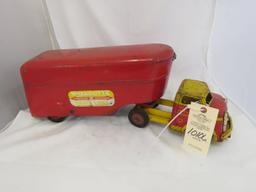 Wyandotte Pressed Tin Truck