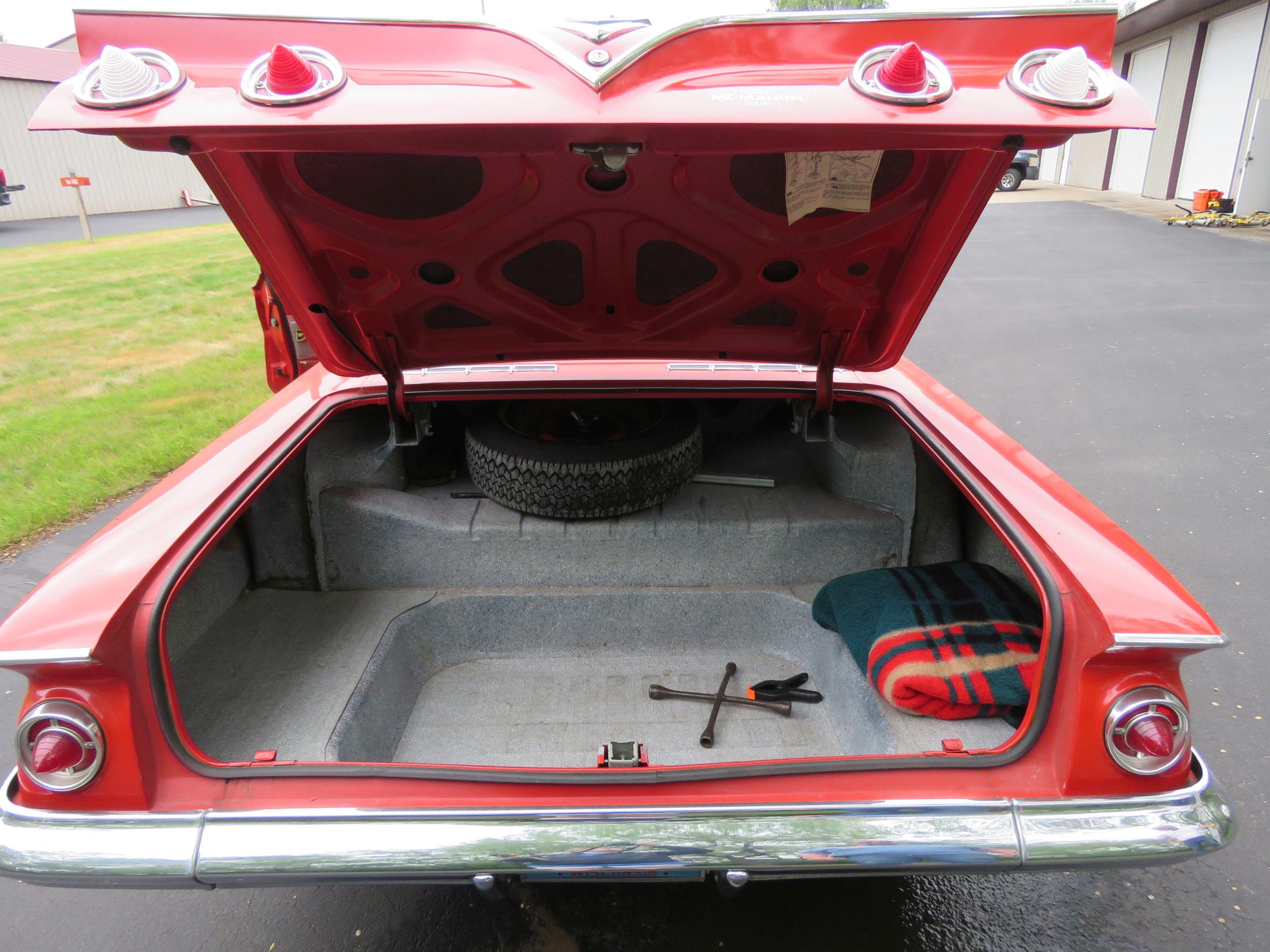 1961 Chevrolet Impala 4dr Sedan