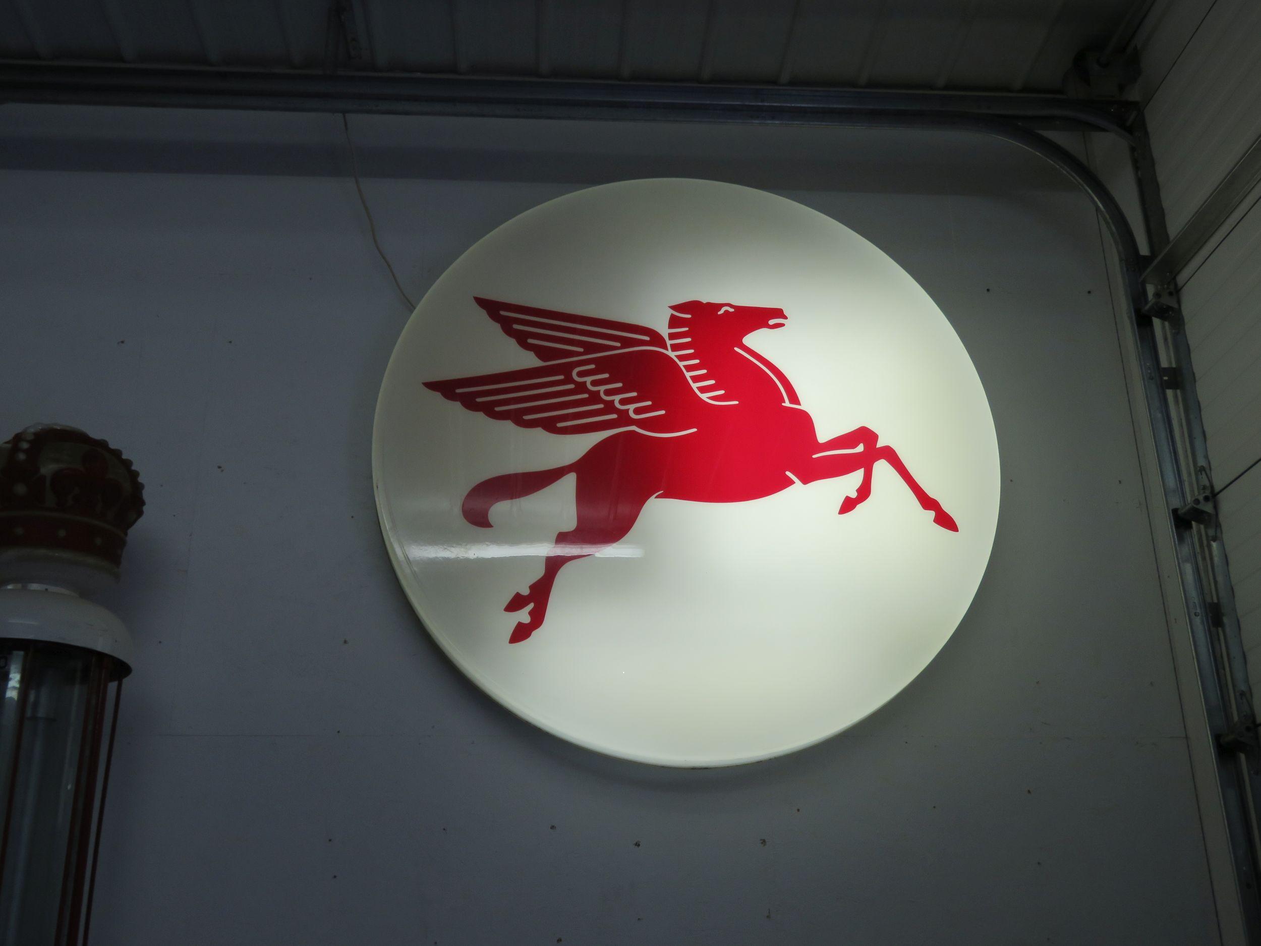 Lighted Mobil Pegasus Sign