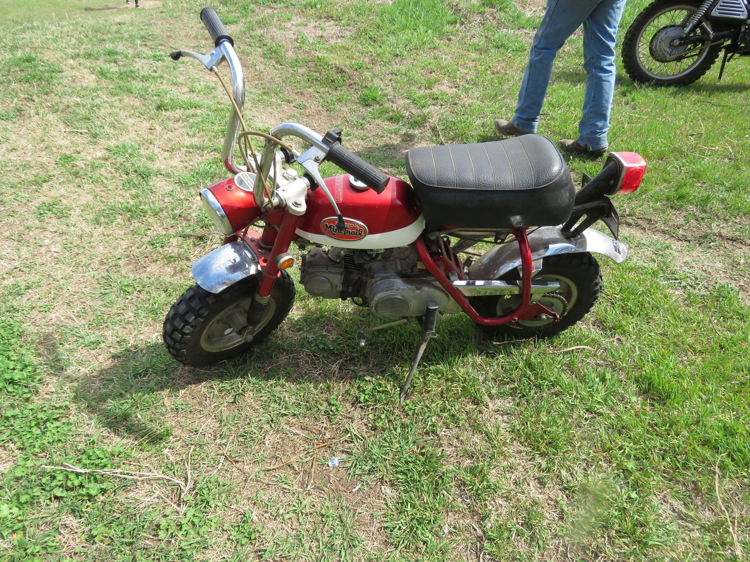 1971 HONDA MINI TRAIL MOTORCYCLE