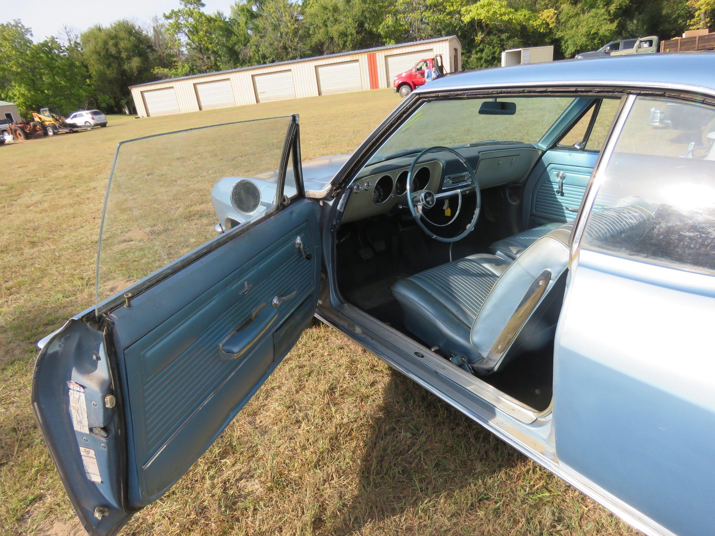 1965 CHEVROLET MONZA CORVAIR 2dr COUPE