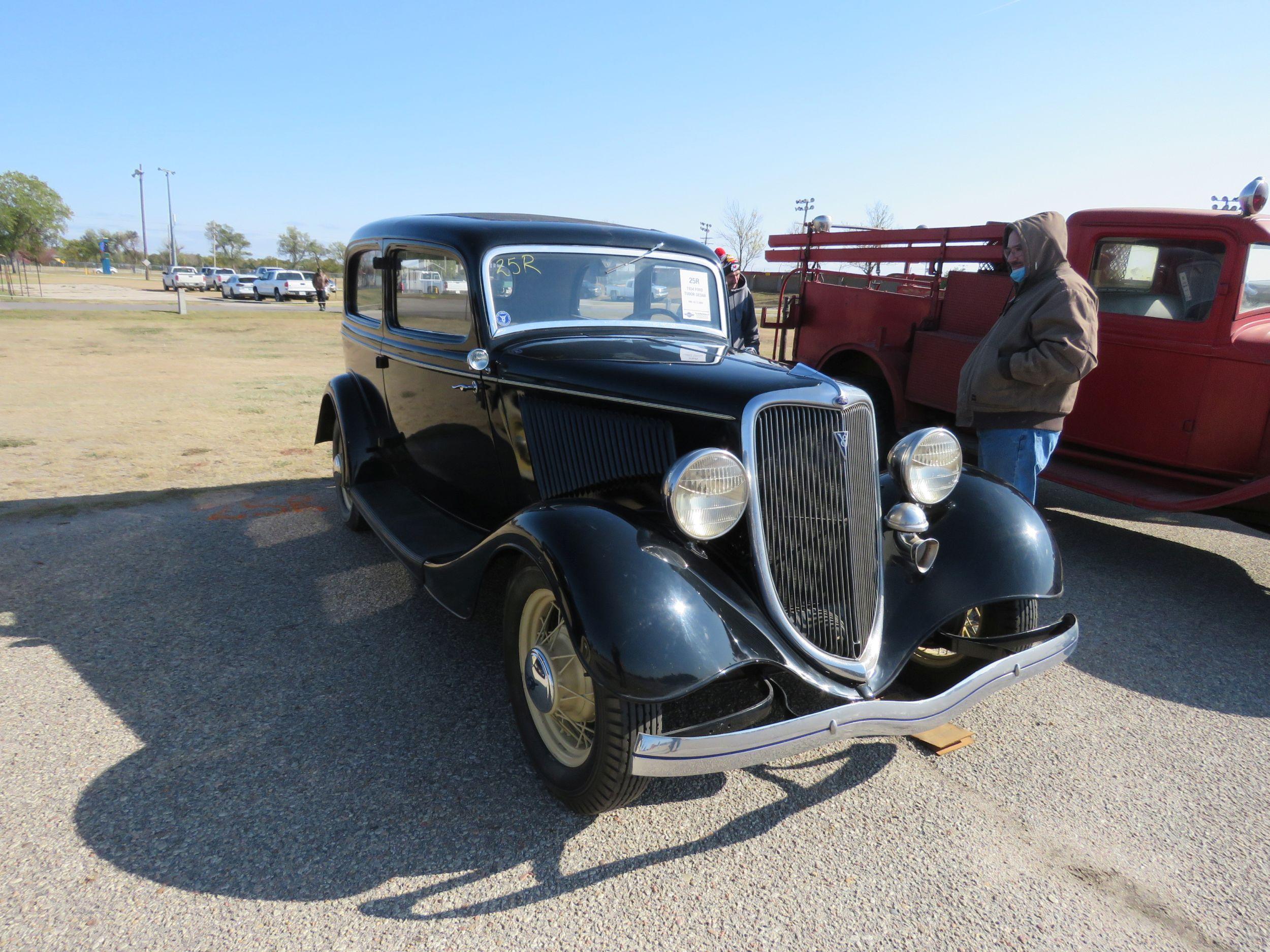 1934 FORD TUDOR SEDAN