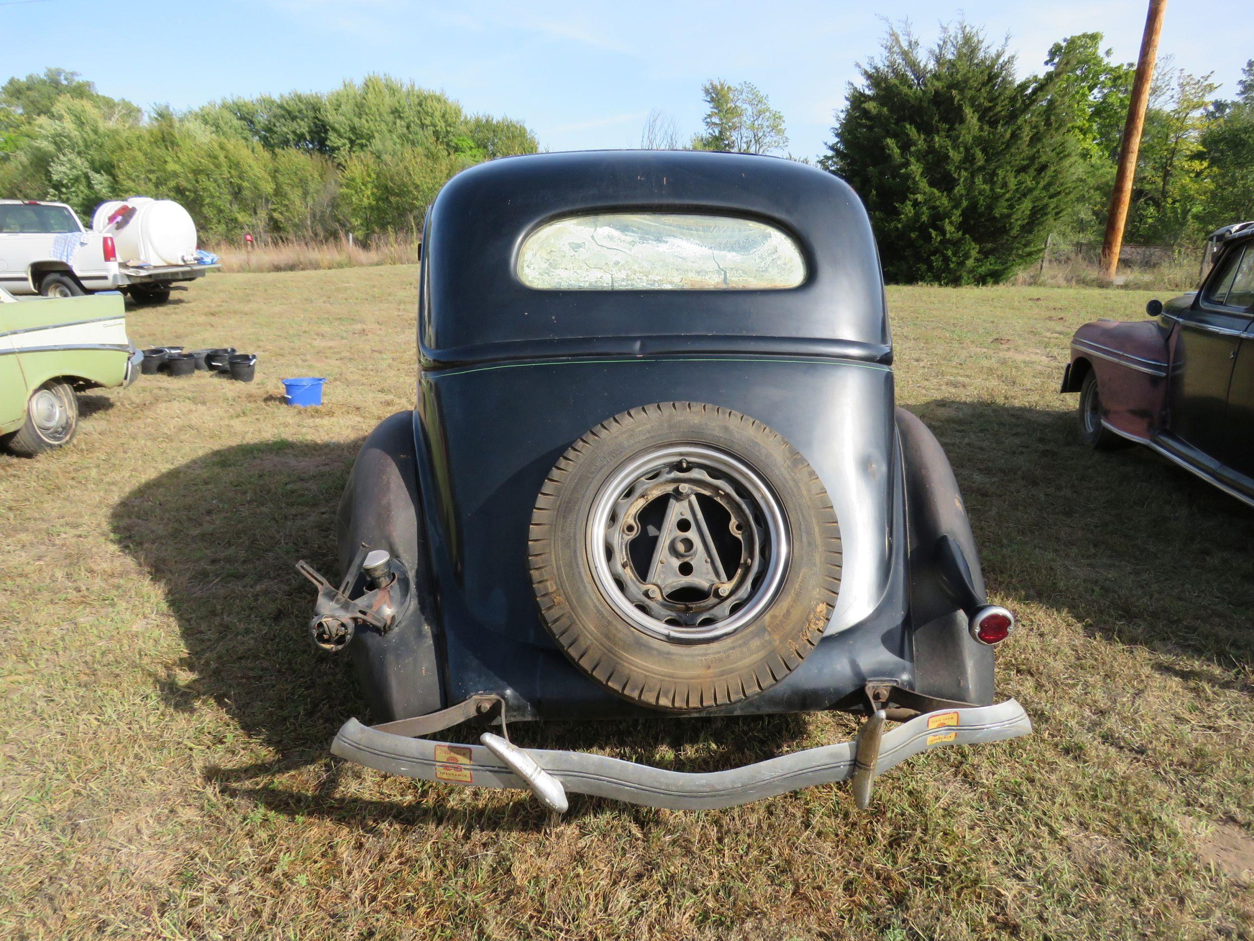 1936 FORD 4dr SEDAN