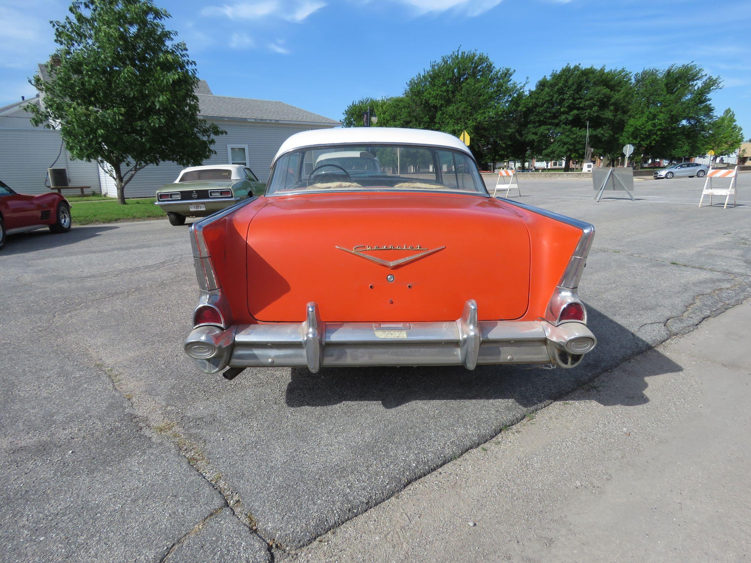 1957 CHEVROLET BEL AIR 2DR HT