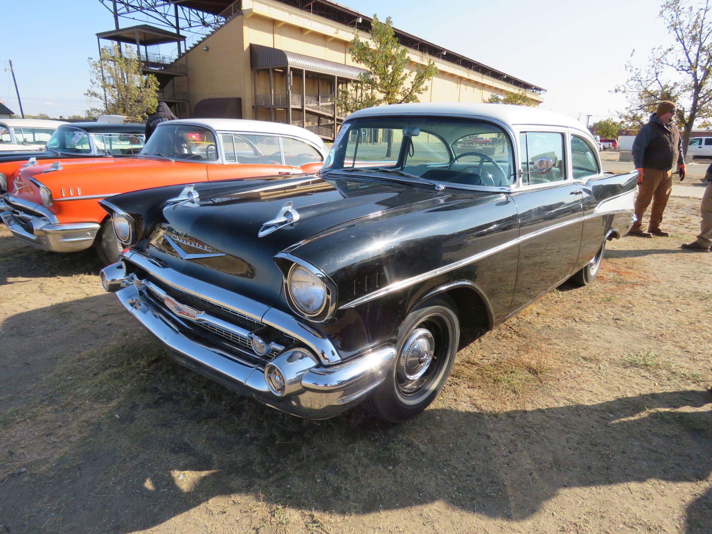 1957 CHEVROLET 210 2DR POST