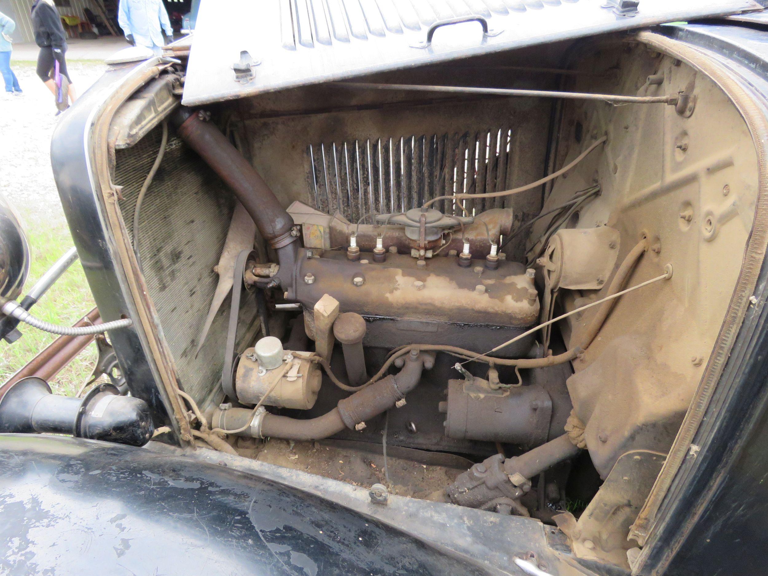 1932 FORD TUDOR-2DR SEDAN