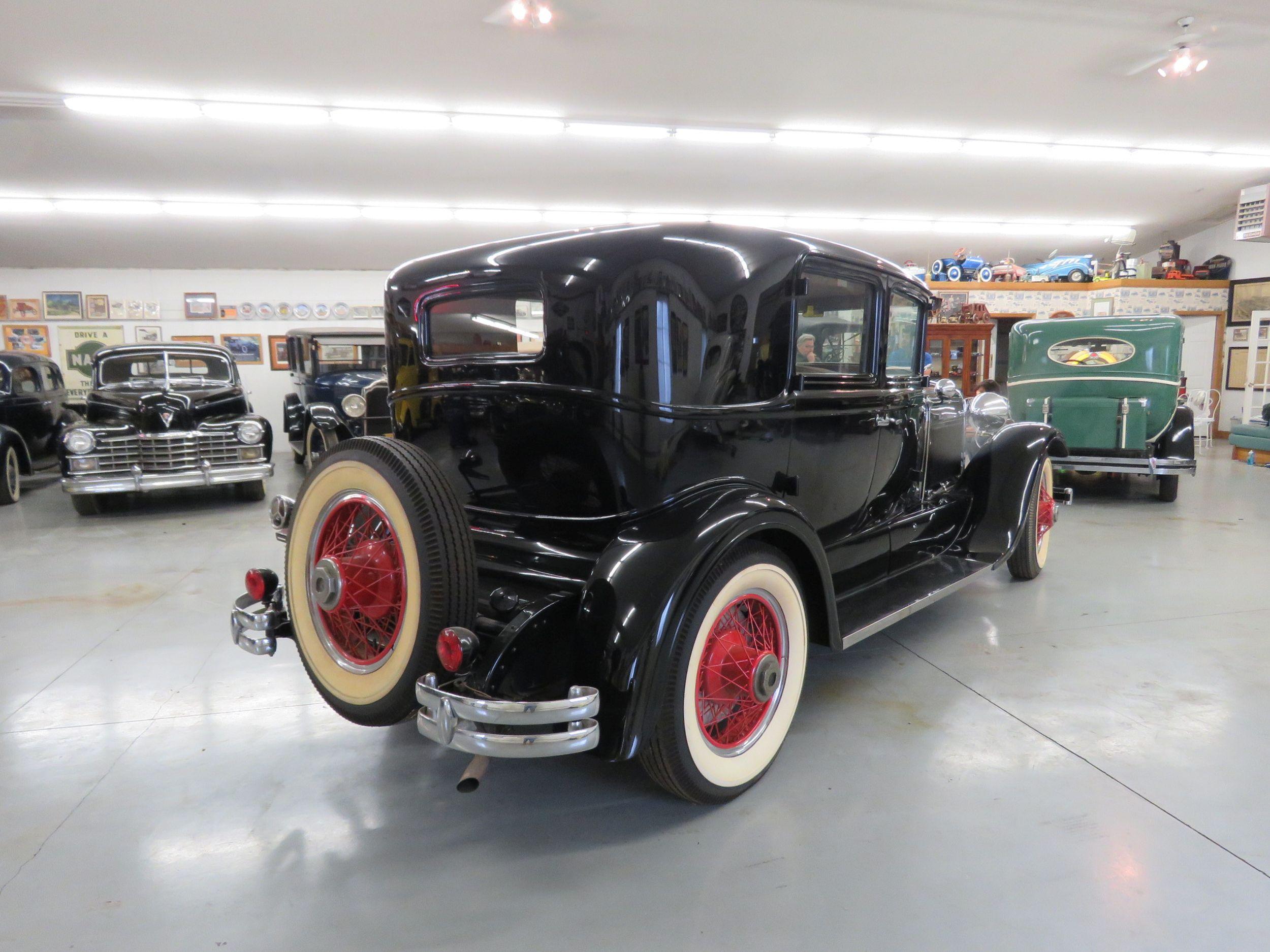 1929 Lincoln Model L 4dr Sedan