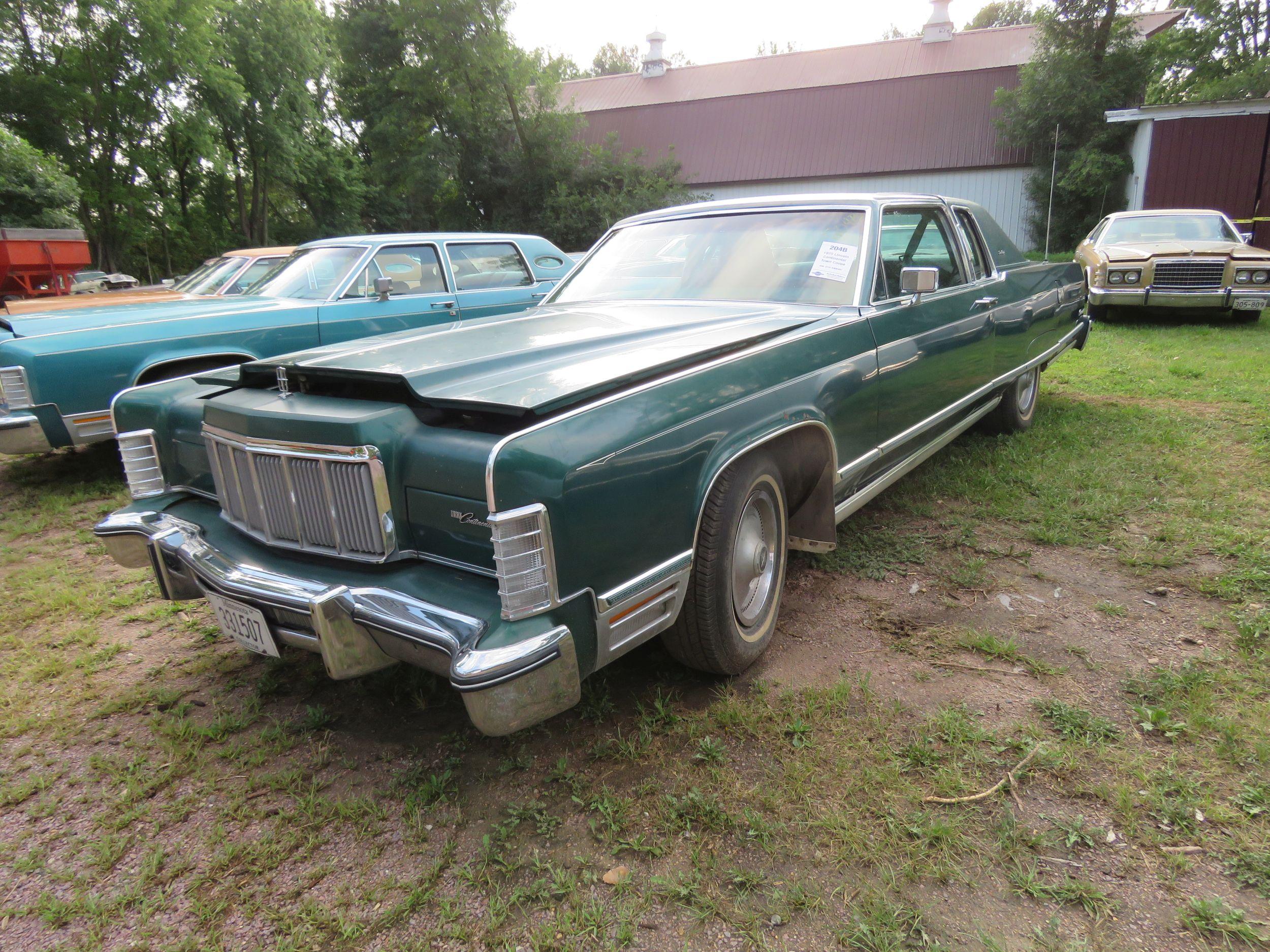 1975 Lincoln Continental Town Coupe