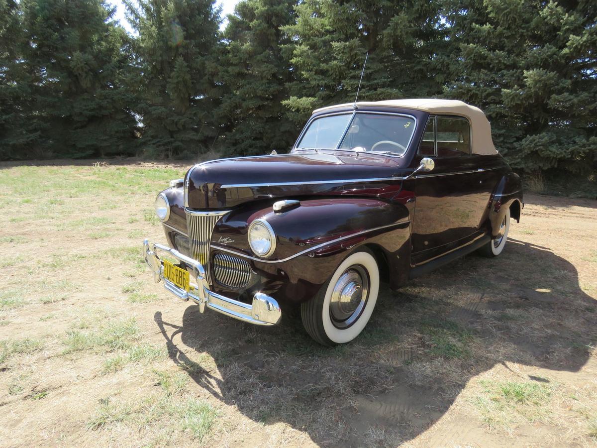 1941 Ford Super Deluxe Convertible