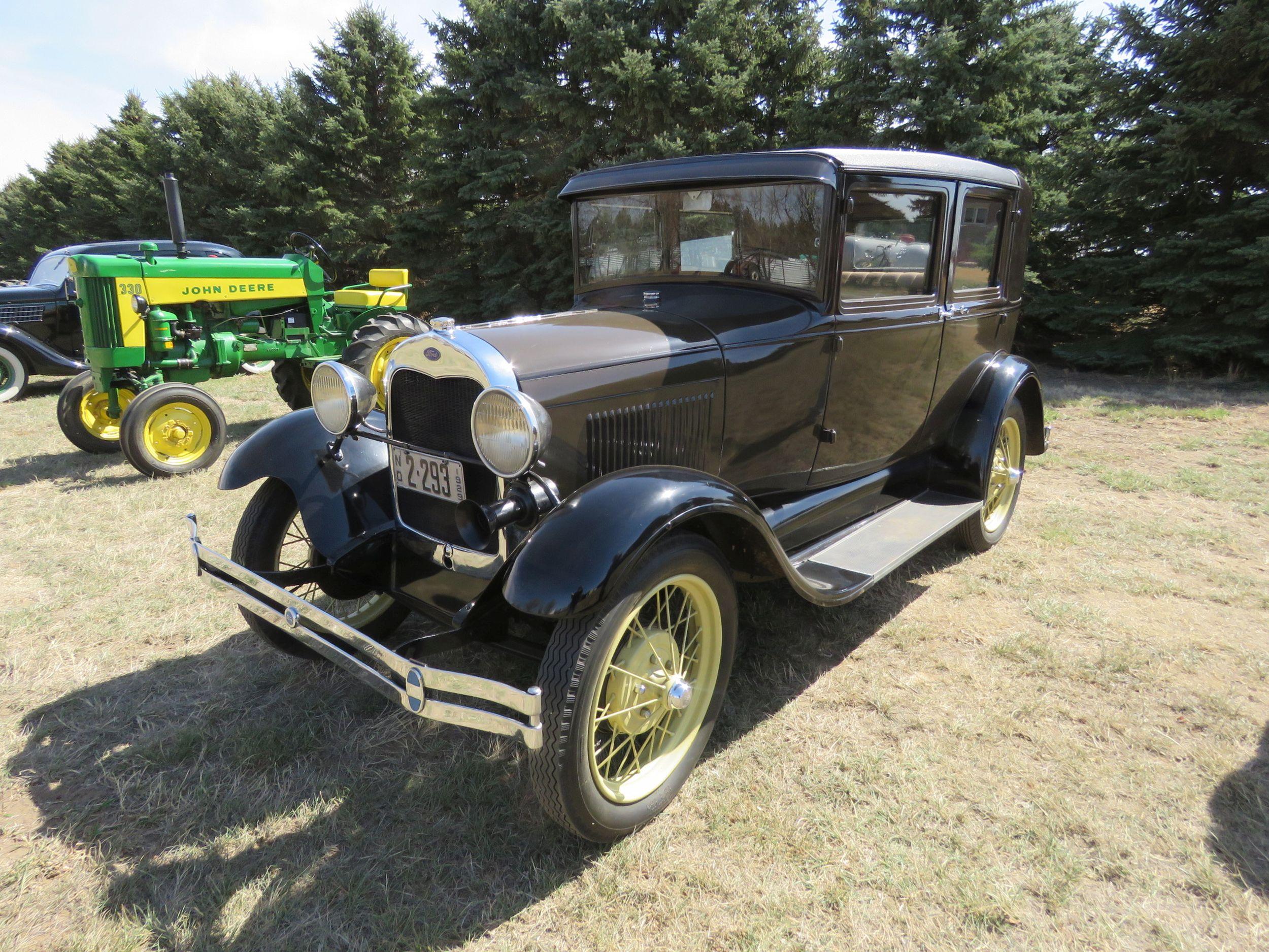 1929 Ford Model A 4dr Sedan