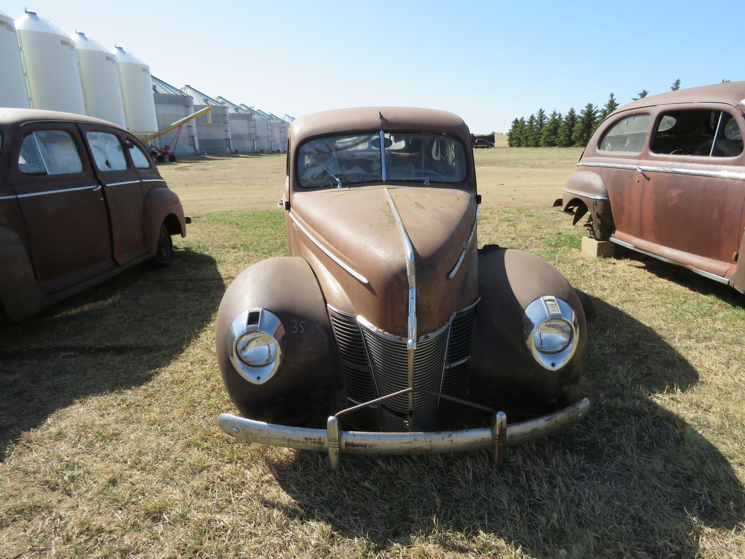 1940 Ford 4 dry Suicide Sedan for rod or restore