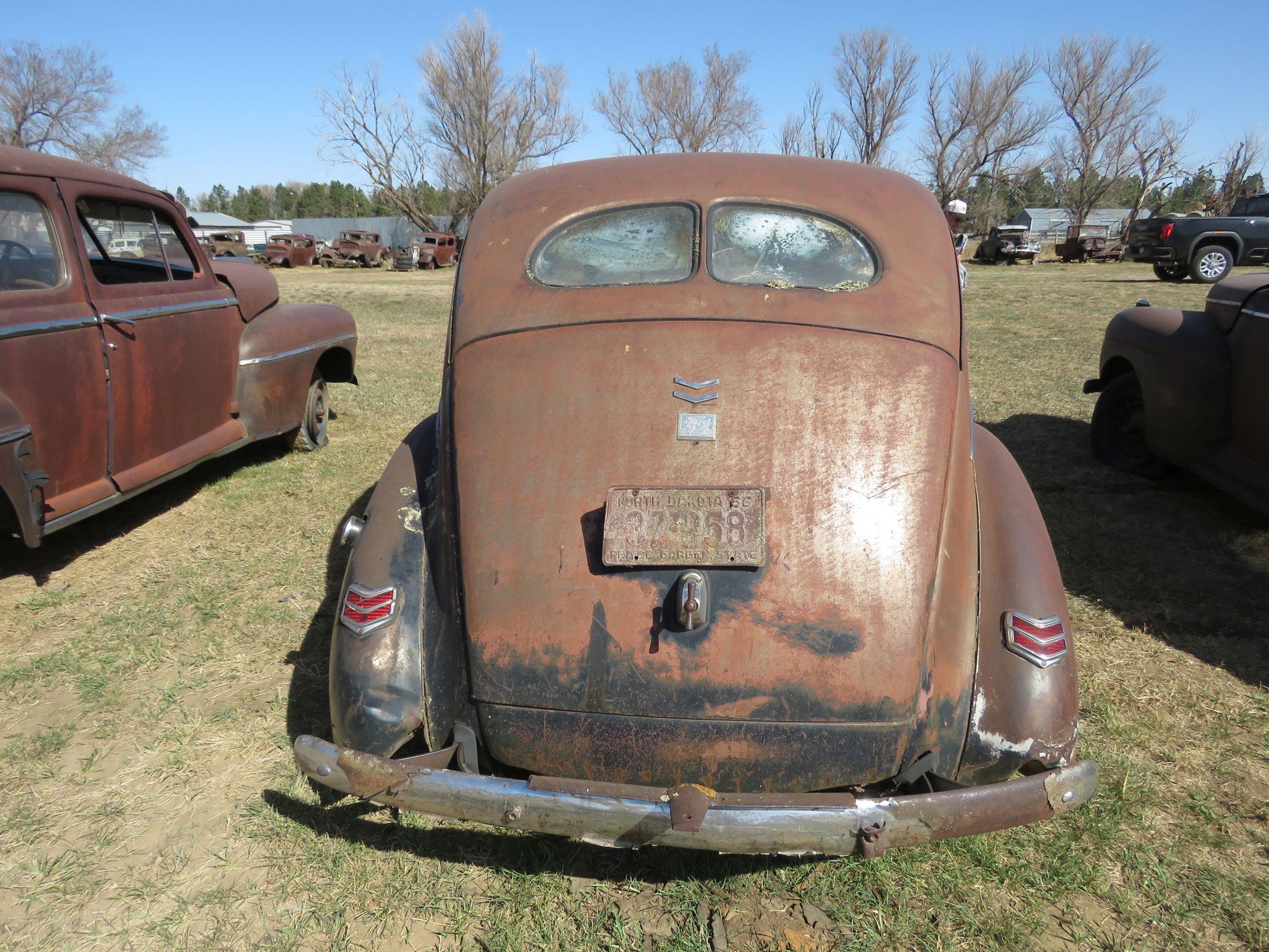 1940 Ford 4 dry Suicide Sedan for rod or restore